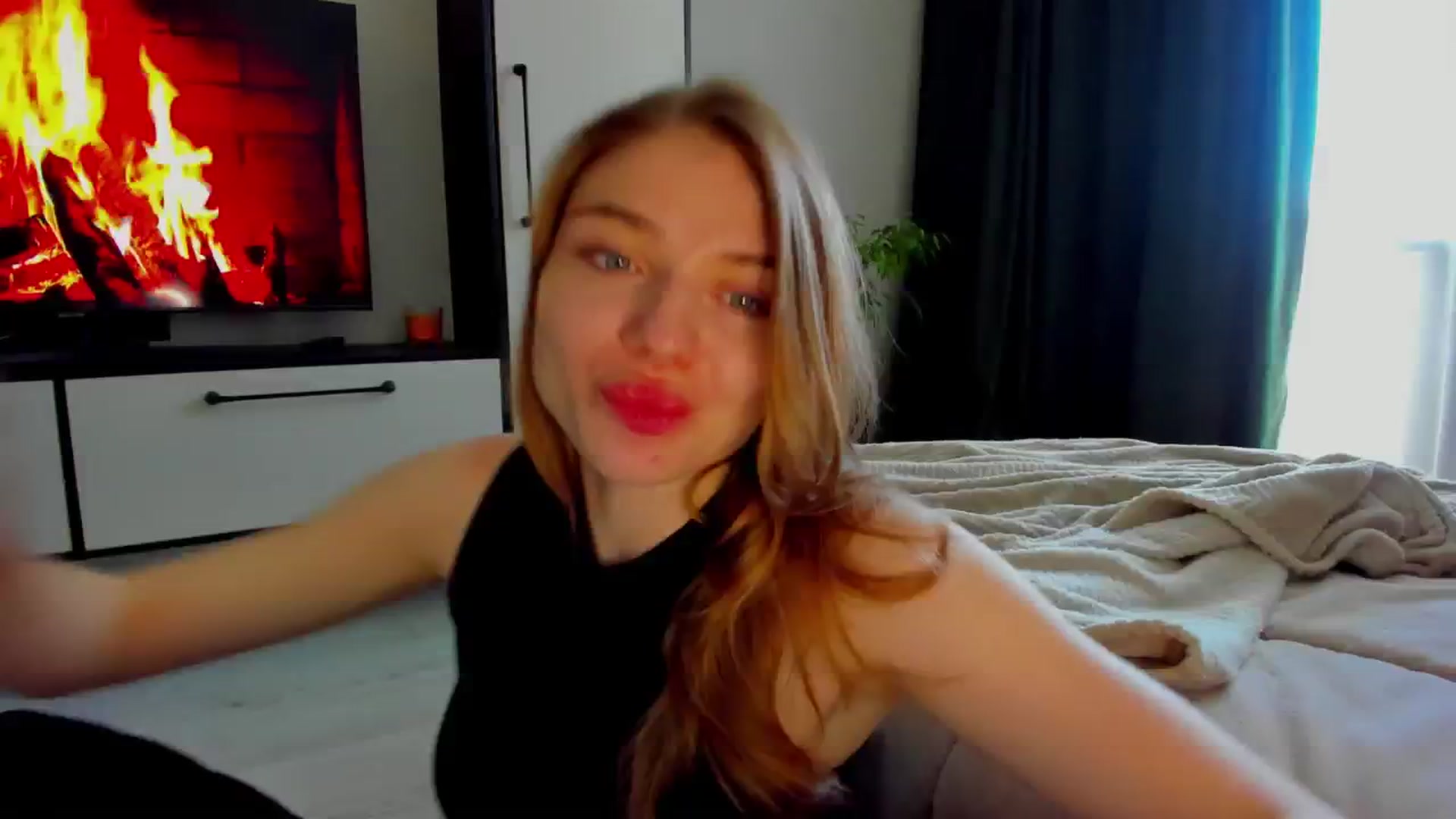 Gallery image thumbnail from Make_my_Luck's myfreecams stream on, 05/30/2024, 07:17 image 9 of 20