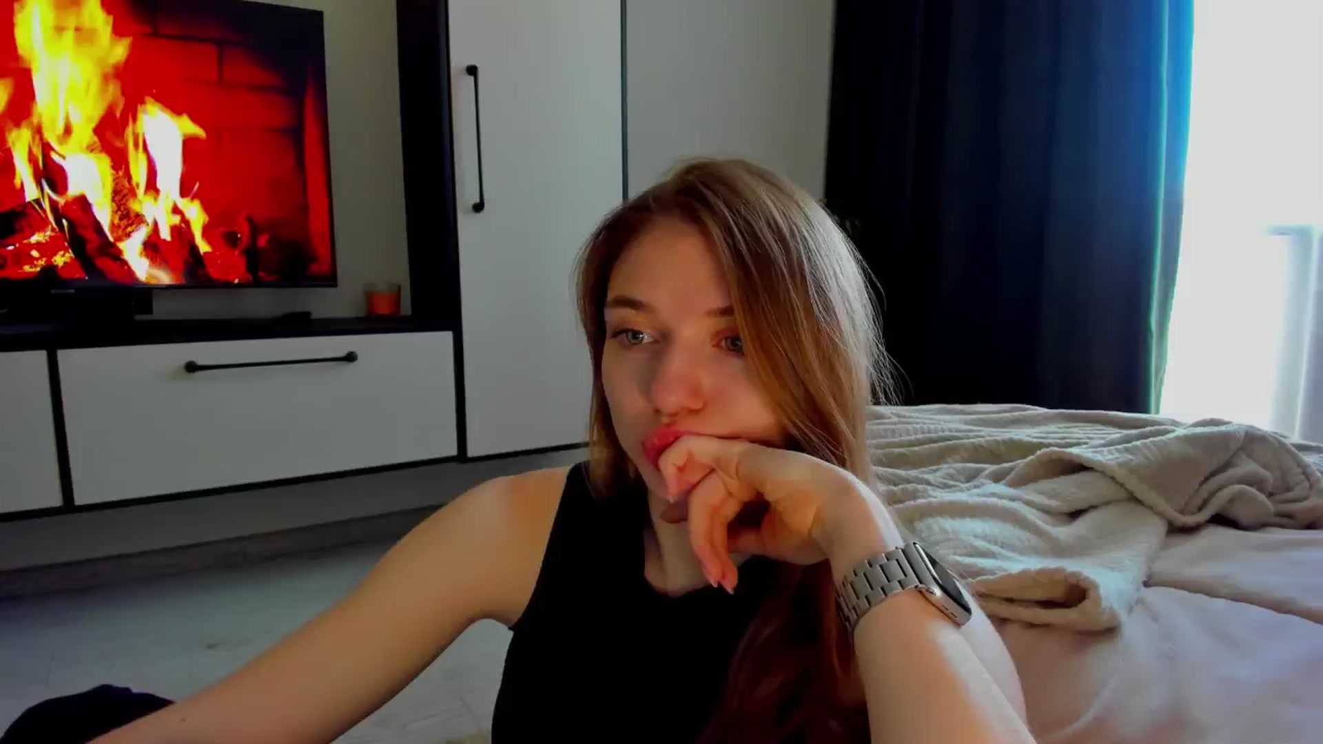 Gallery image thumbnail from Make_my_Luck's myfreecams stream on, 05/30/2024, 07:17 image 4 of 20
