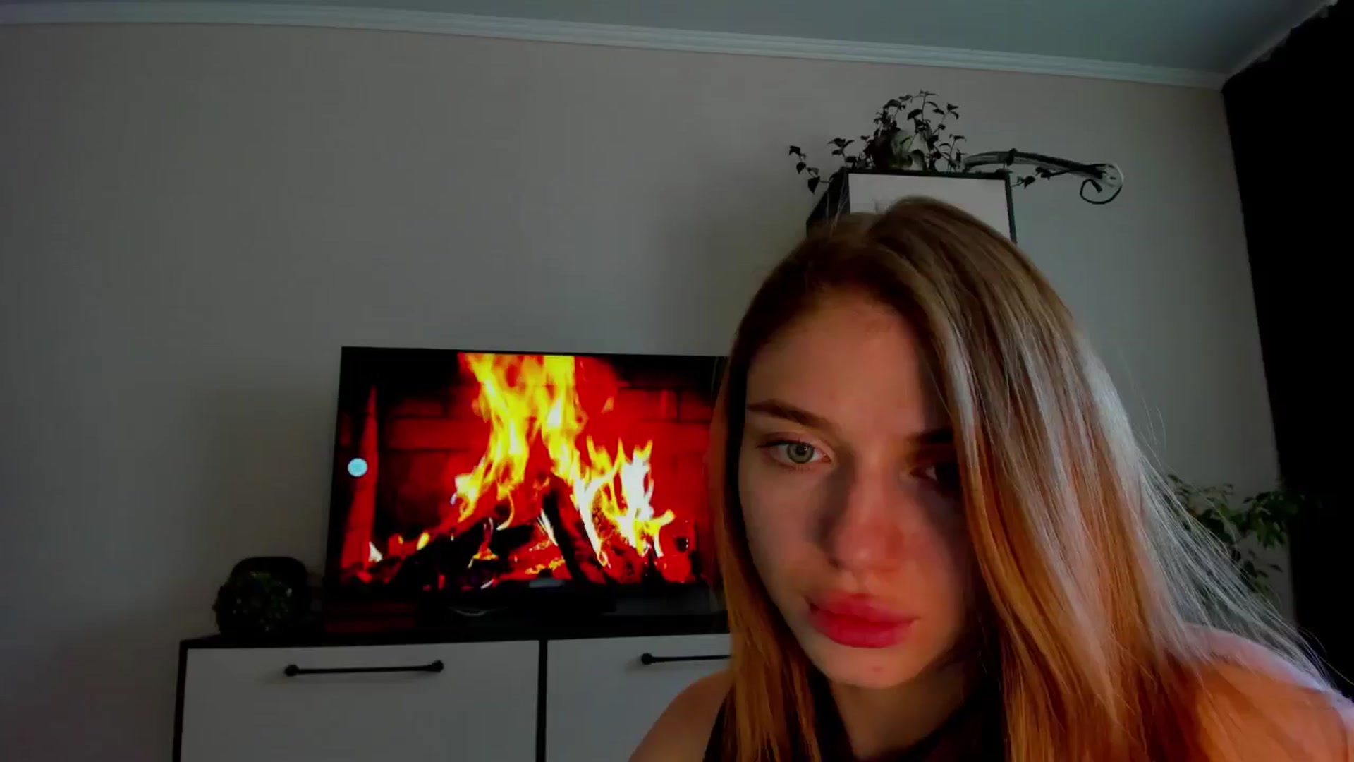 Gallery image thumbnail from Make_my_Luck's myfreecams stream on, 05/30/2024, 07:36 image 6 of 20