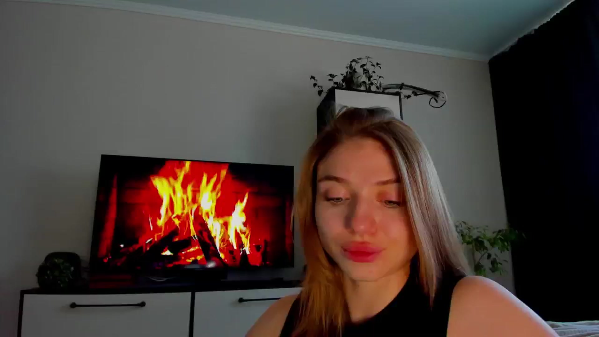 Gallery image thumbnail from Make_my_Luck's myfreecams stream on, 05/30/2024, 07:36 image 9 of 20