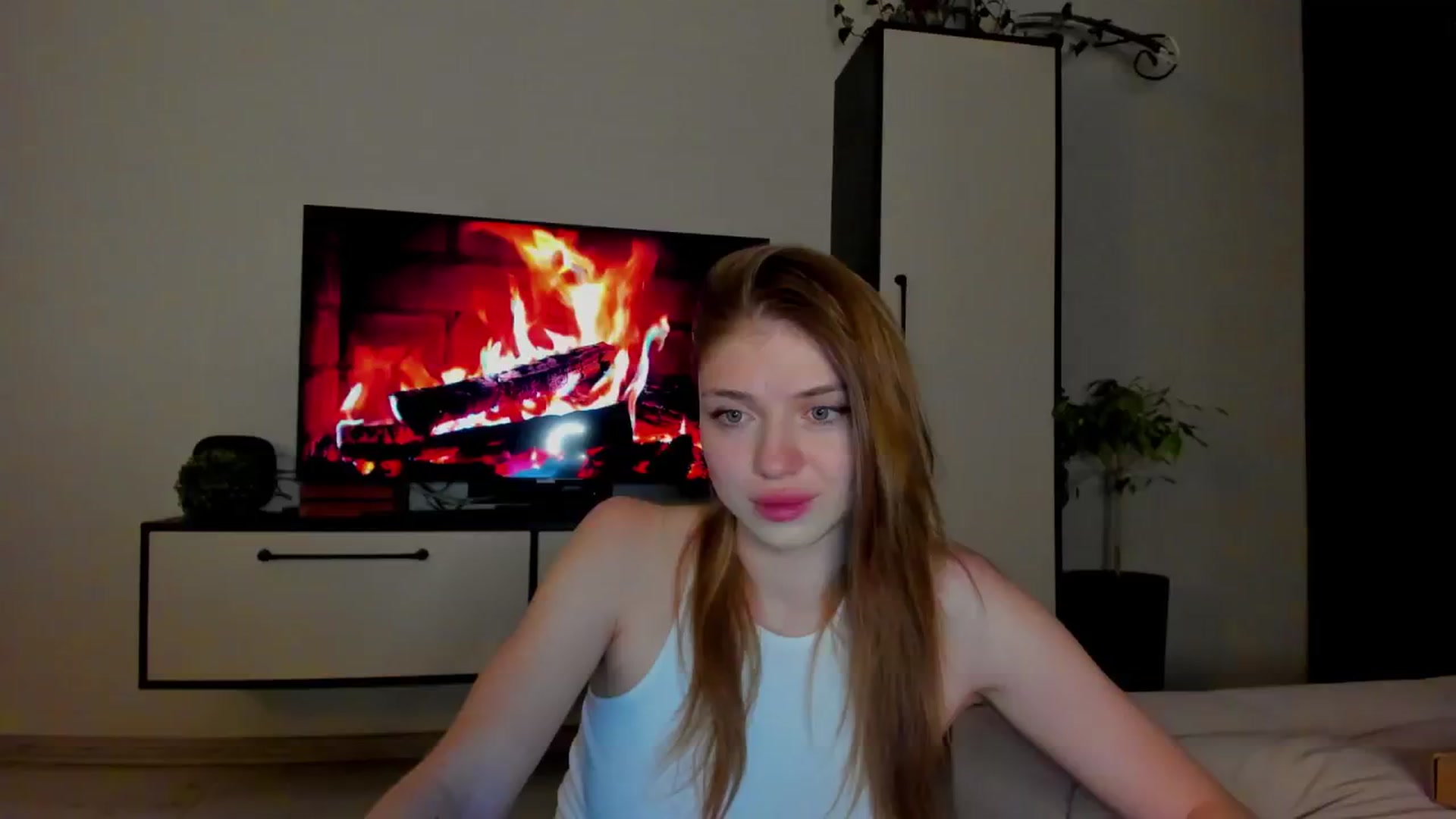 Gallery image thumbnail from Make_my_Luck's myfreecams stream on, 05/31/2024, 19:33 image 2 of 20