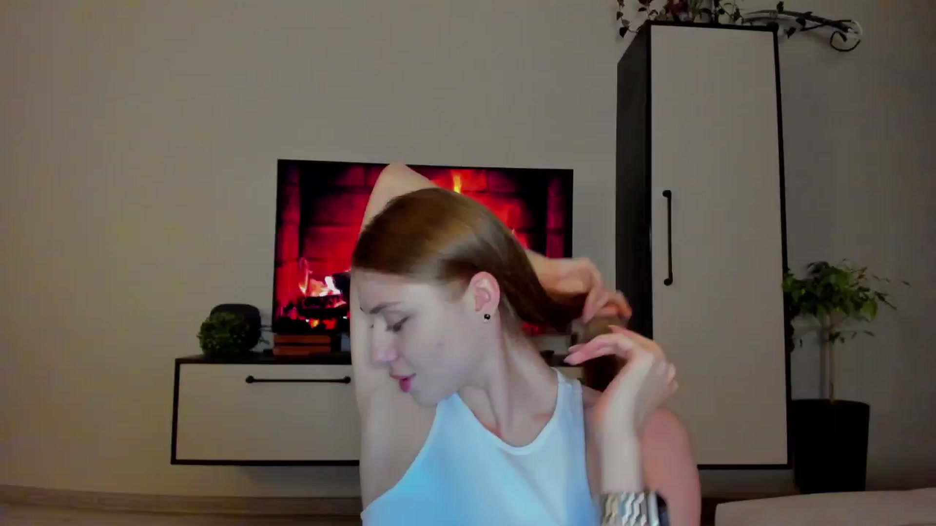Gallery image thumbnail from Make_my_Luck's myfreecams stream on, 05/31/2024, 21:47 image 2 of 20