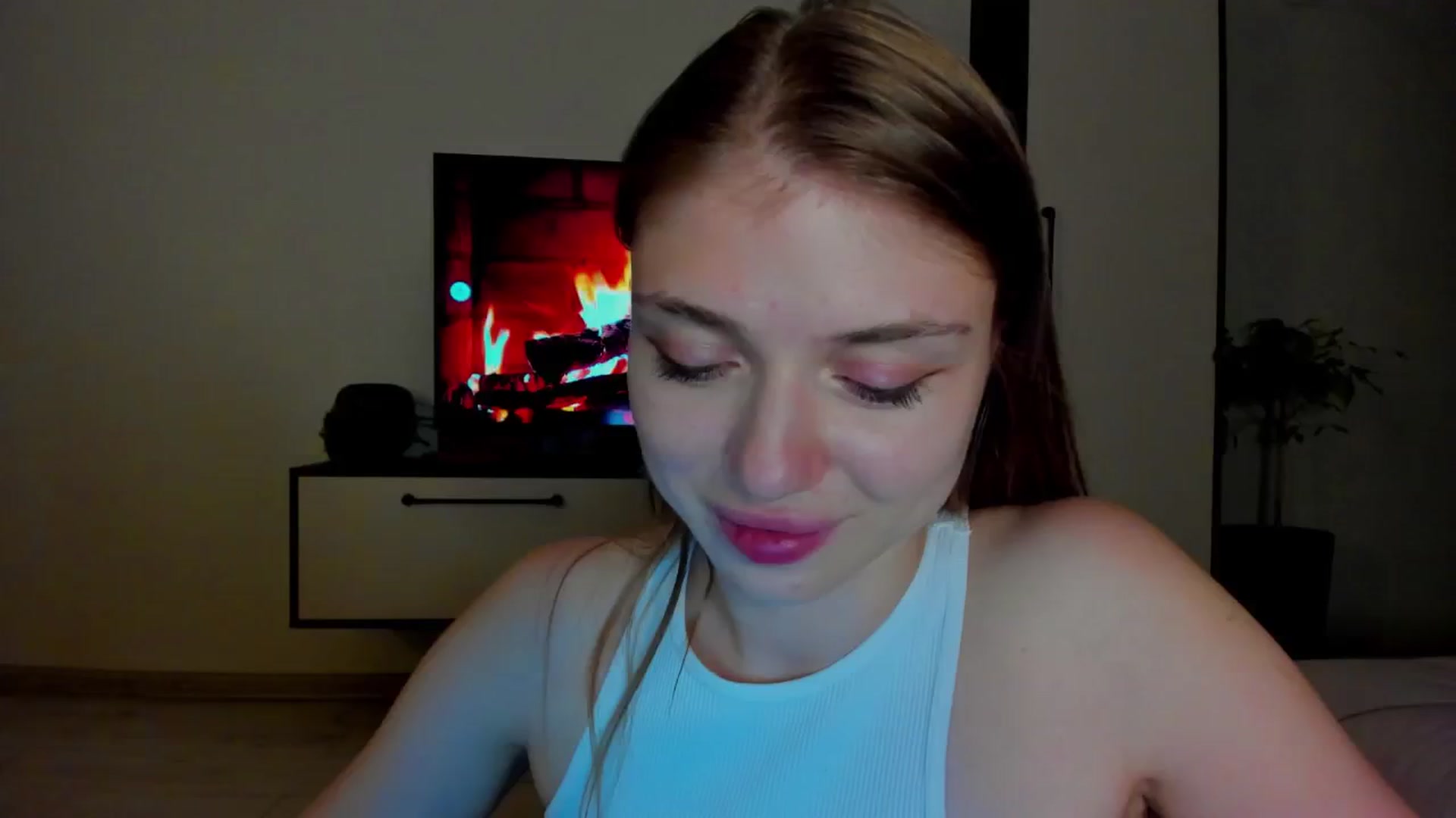 Gallery image thumbnail from Make_my_Luck's myfreecams stream on, 05/31/2024, 21:47 image 15 of 20
