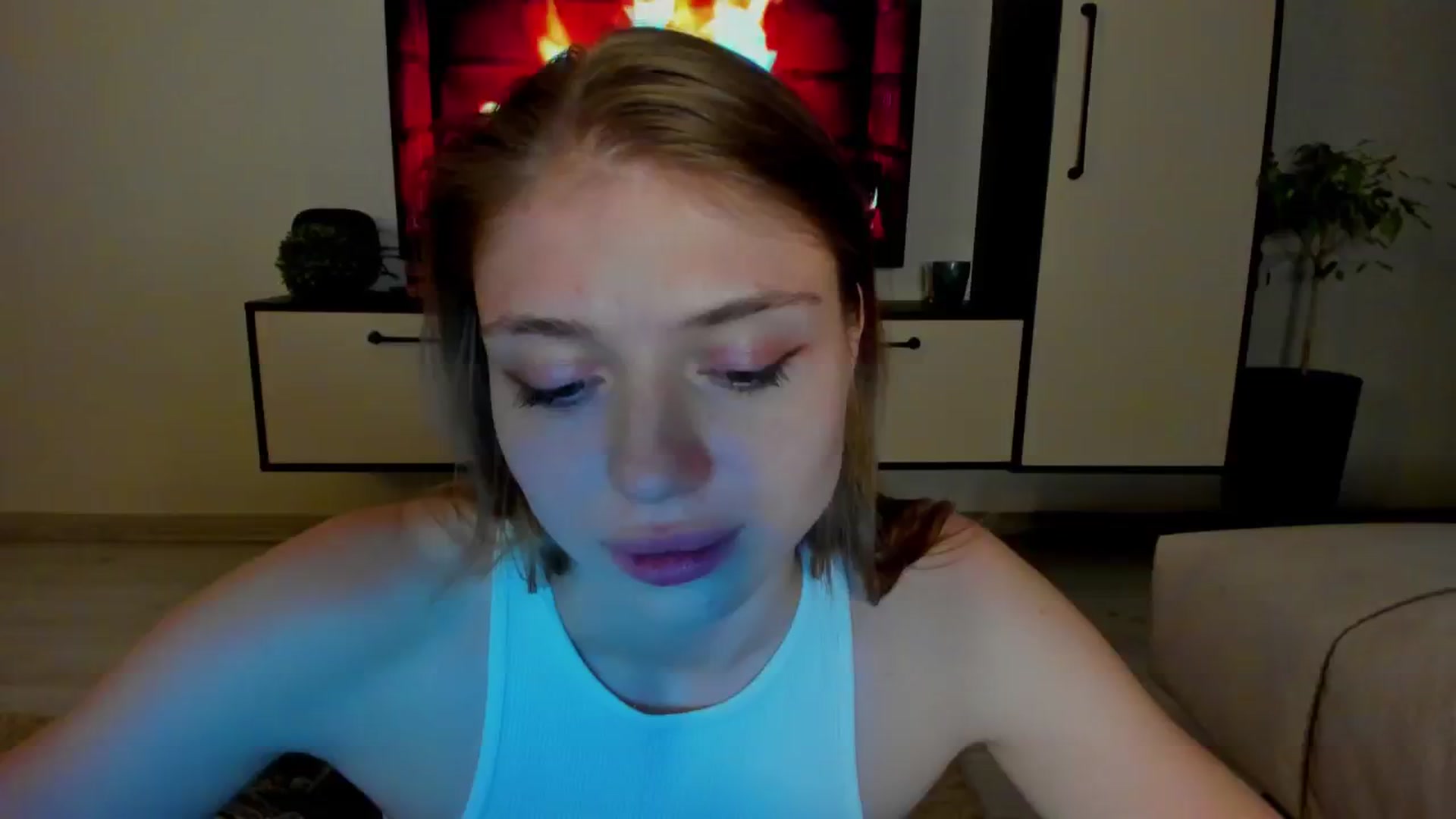 Gallery image thumbnail from Make_my_Luck's myfreecams stream on, 05/31/2024, 21:47 image 10 of 20