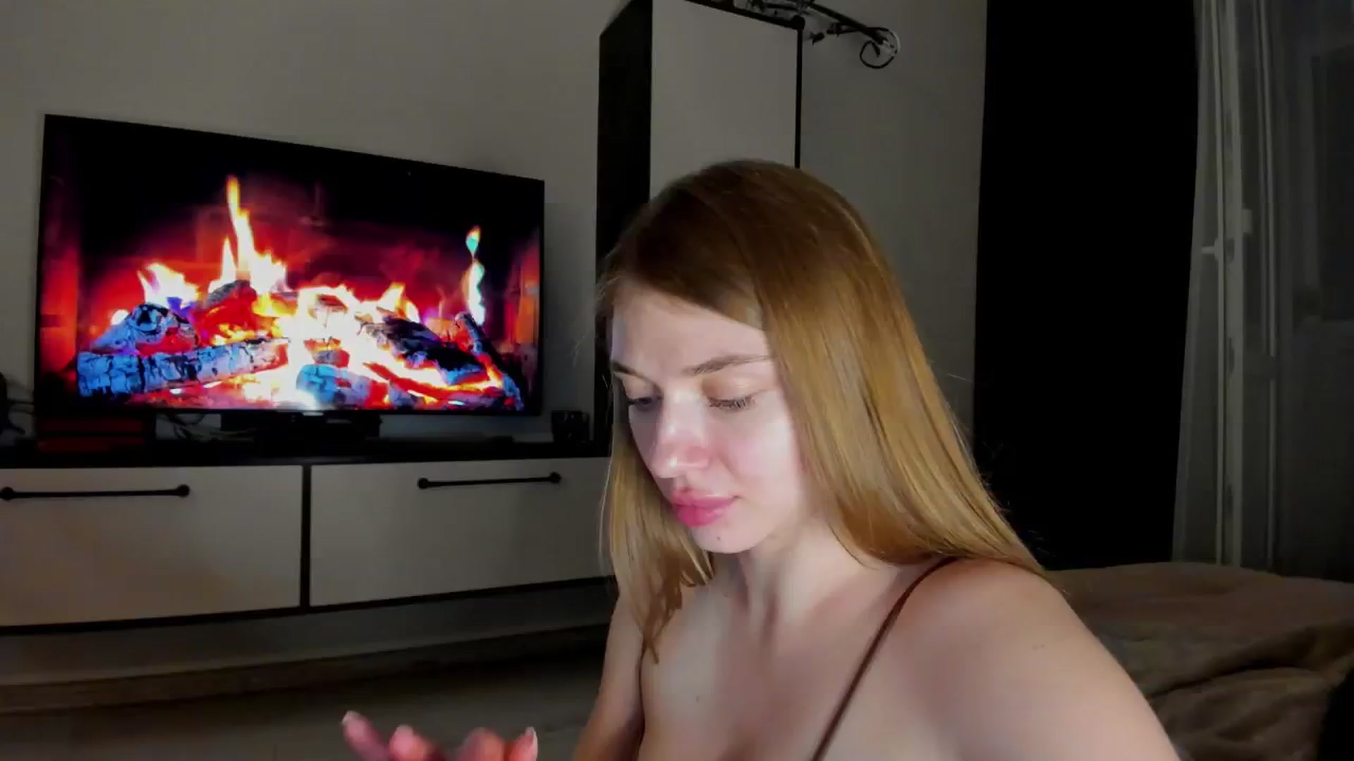 Gallery image thumbnail from Make_my_Luck's myfreecams stream on, 06/02/2024, 19:04 image 6 of 20