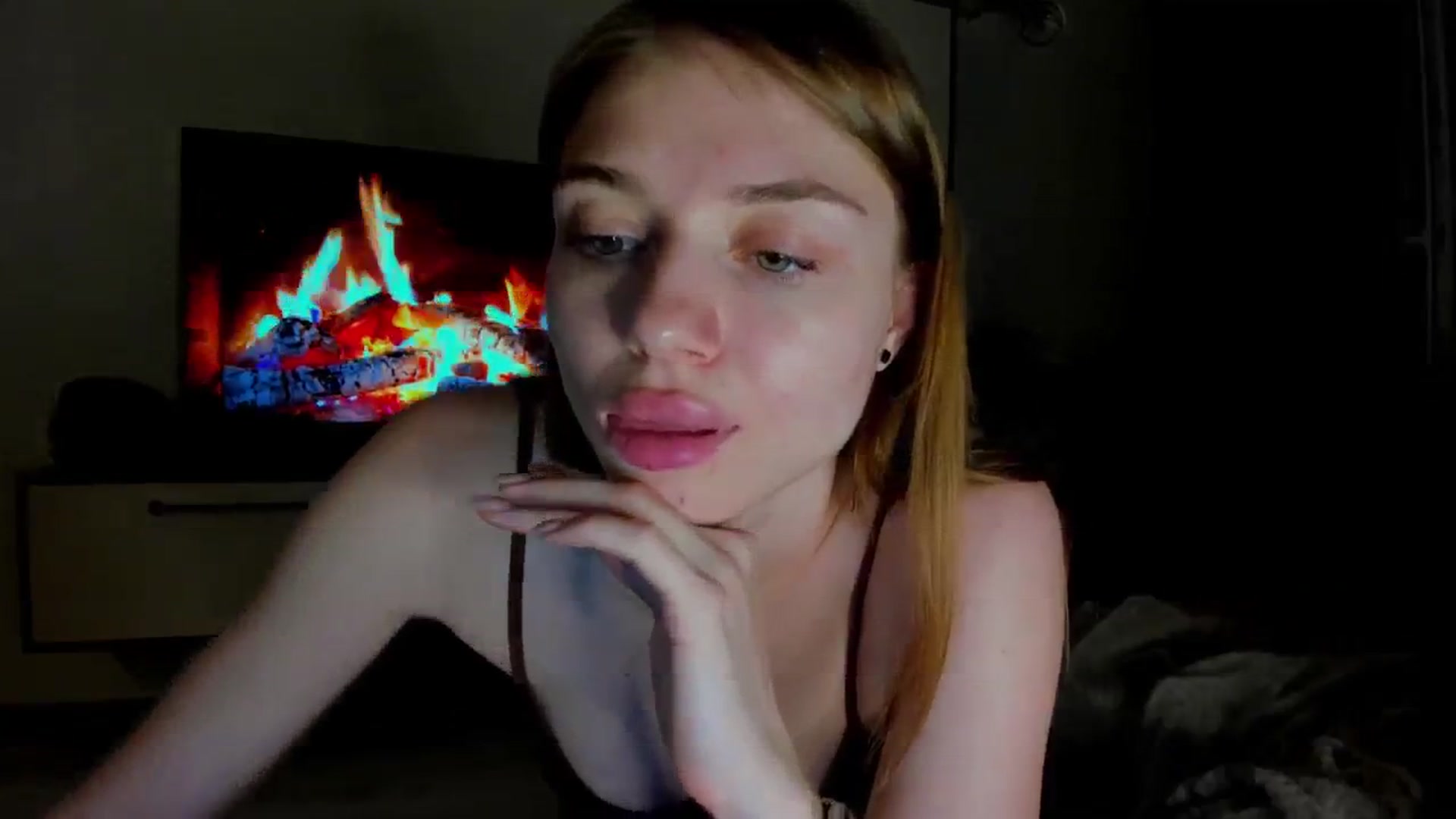 Gallery image thumbnail from Make_my_Luck's myfreecams stream on, 06/02/2024, 19:04 image 18 of 20