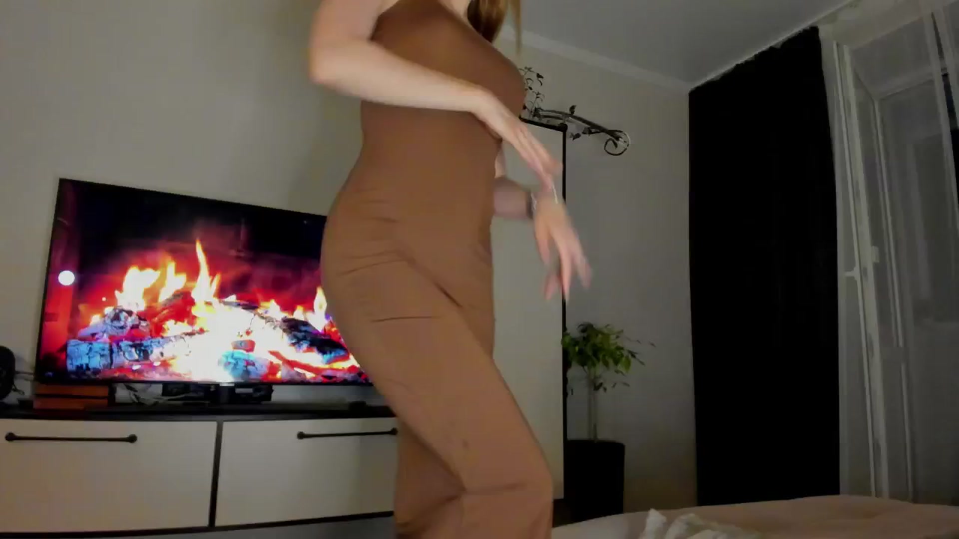 Gallery image thumbnail from Make_my_Luck's myfreecams stream on, 06/02/2024, 19:04 image 5 of 20