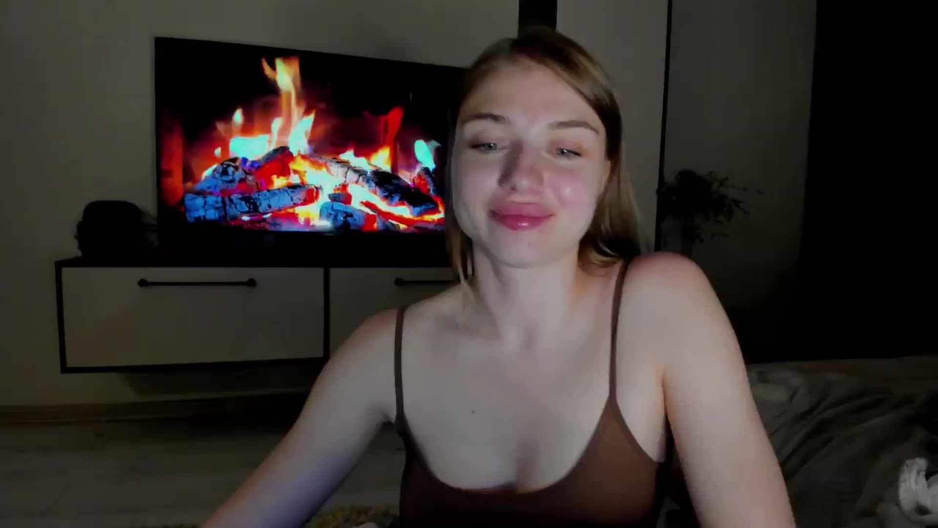 Gallery image thumbnail from Make_my_Luck's myfreecams stream on, 06/02/2024, 20:26 image 20 of 20