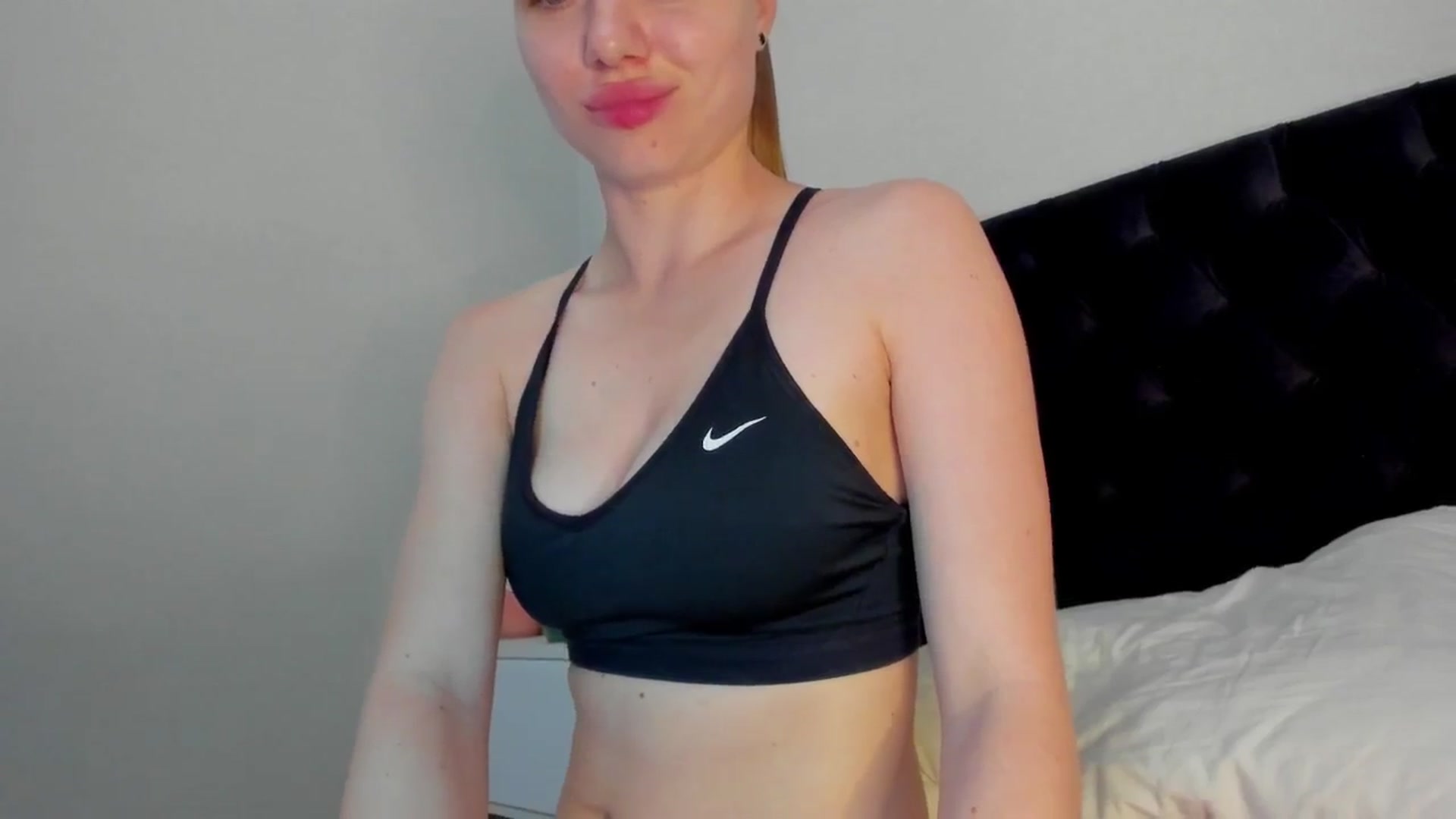Gallery image thumbnail from Make_my_Luck's myfreecams stream on, 06/03/2024, 22:48 image 20 of 20