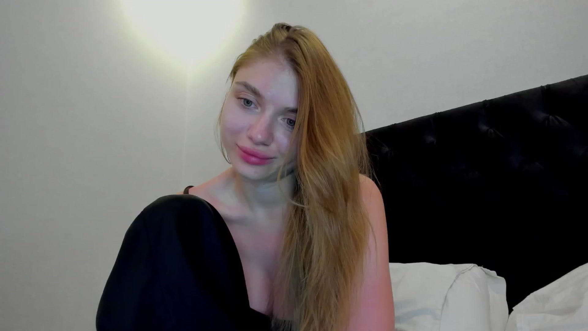 Gallery image thumbnail from Make_my_Luck's myfreecams stream on, 06/10/2024, 19:56 image 13 of 20