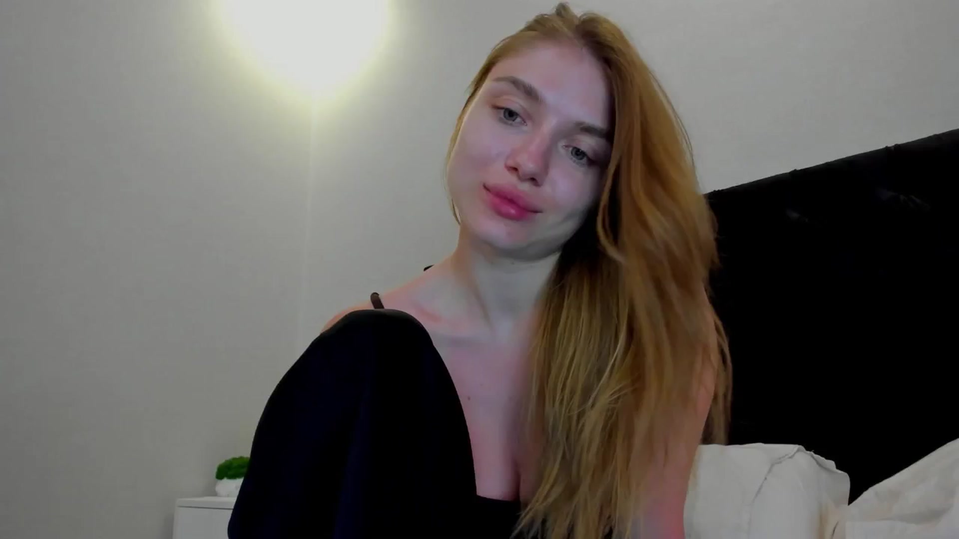 Gallery image thumbnail from Make_my_Luck's myfreecams stream on, 06/10/2024, 19:56 image 12 of 20