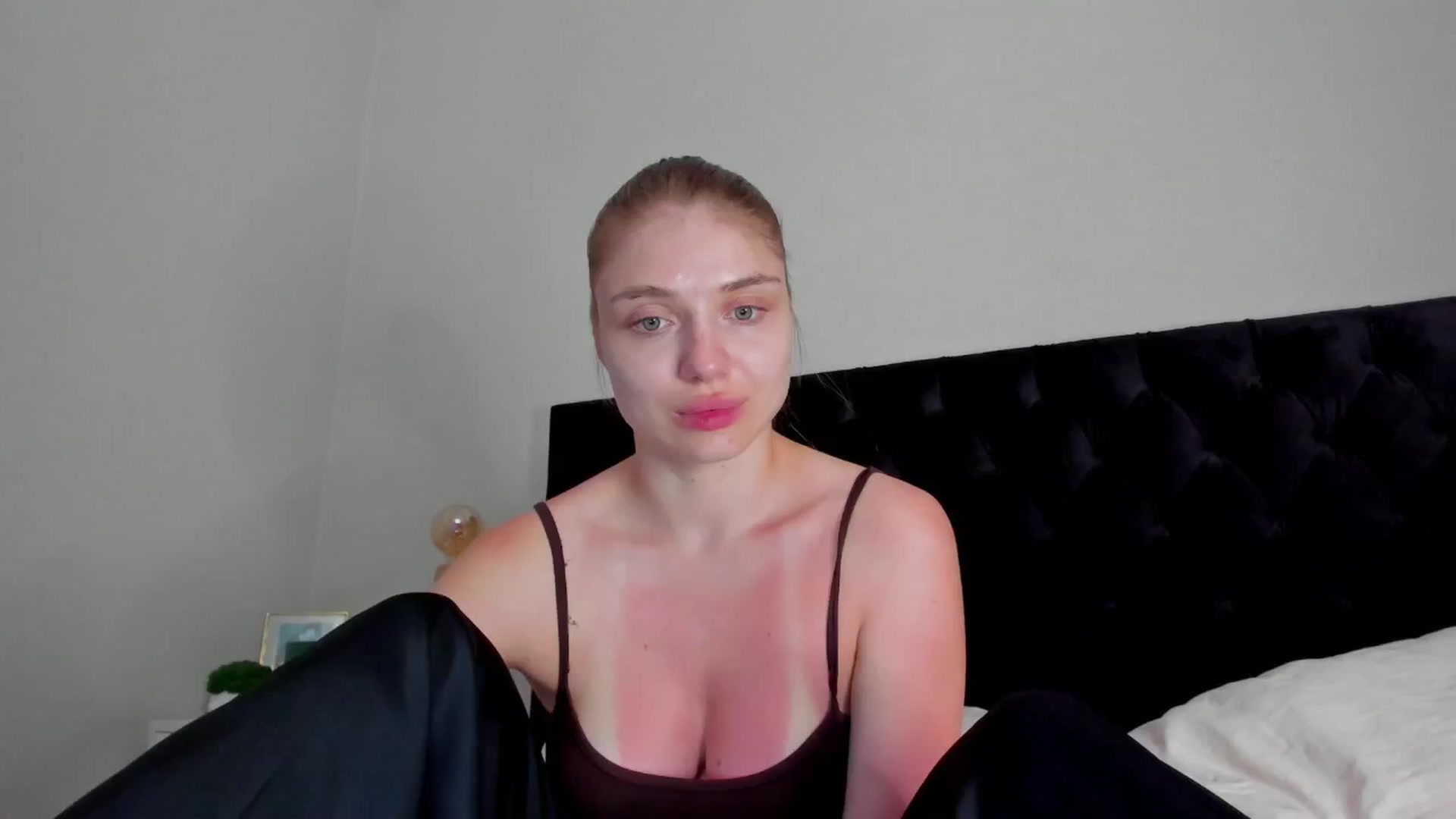 Gallery image thumbnail from Make_my_Luck's myfreecams stream on, 06/10/2024, 21:42 image 3 of 20