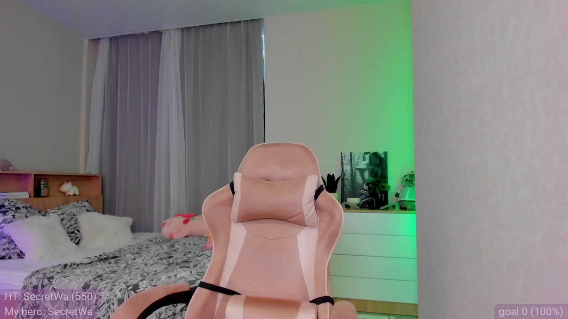 Gallery image thumbnail from Make_my_Luck's myfreecams stream on, 06/13/2024, 16:42 image 13 of 20