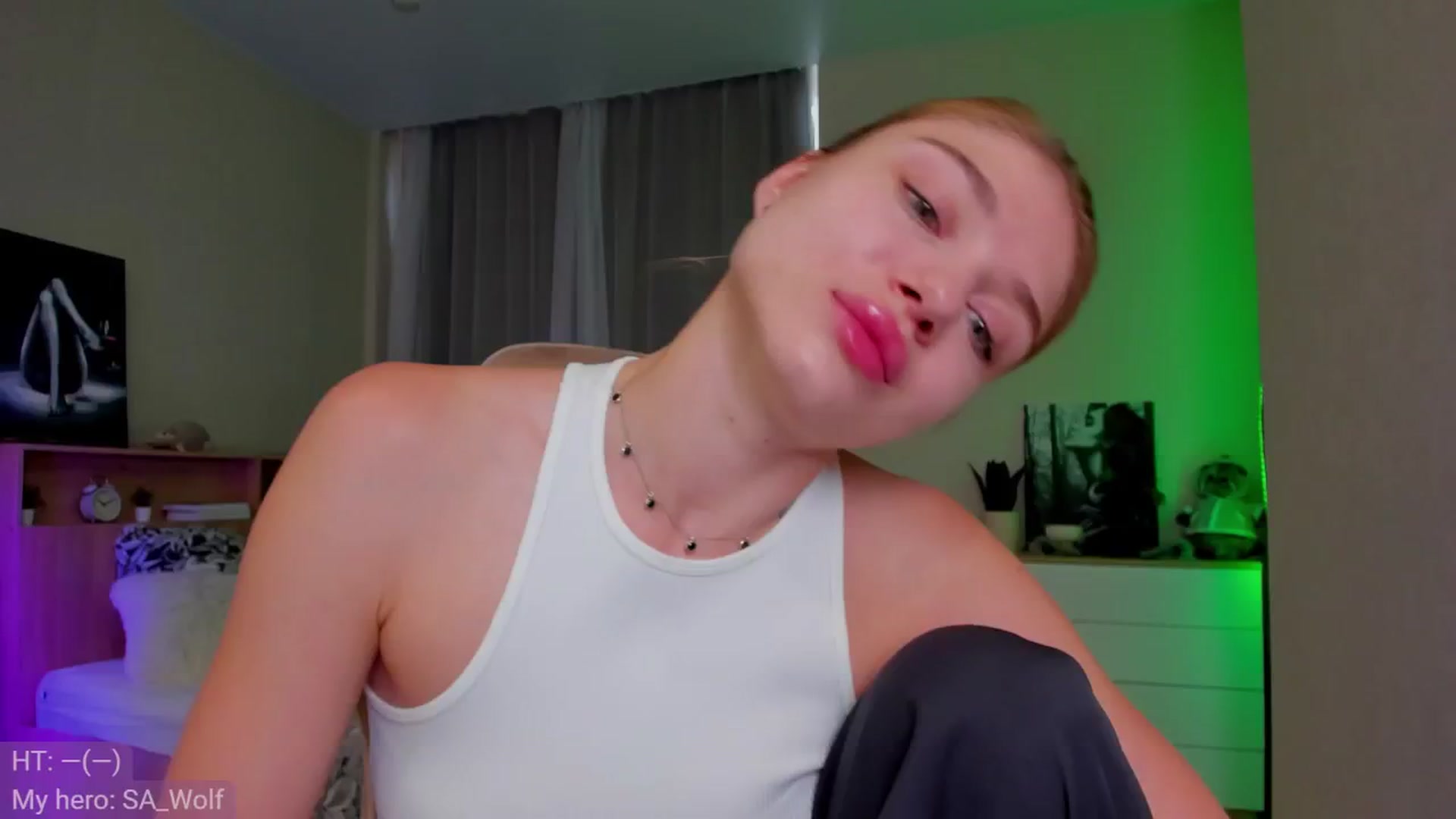 Gallery image thumbnail from Make_my_Luck's myfreecams stream on, 06/19/2024, 07:05 image 16 of 20