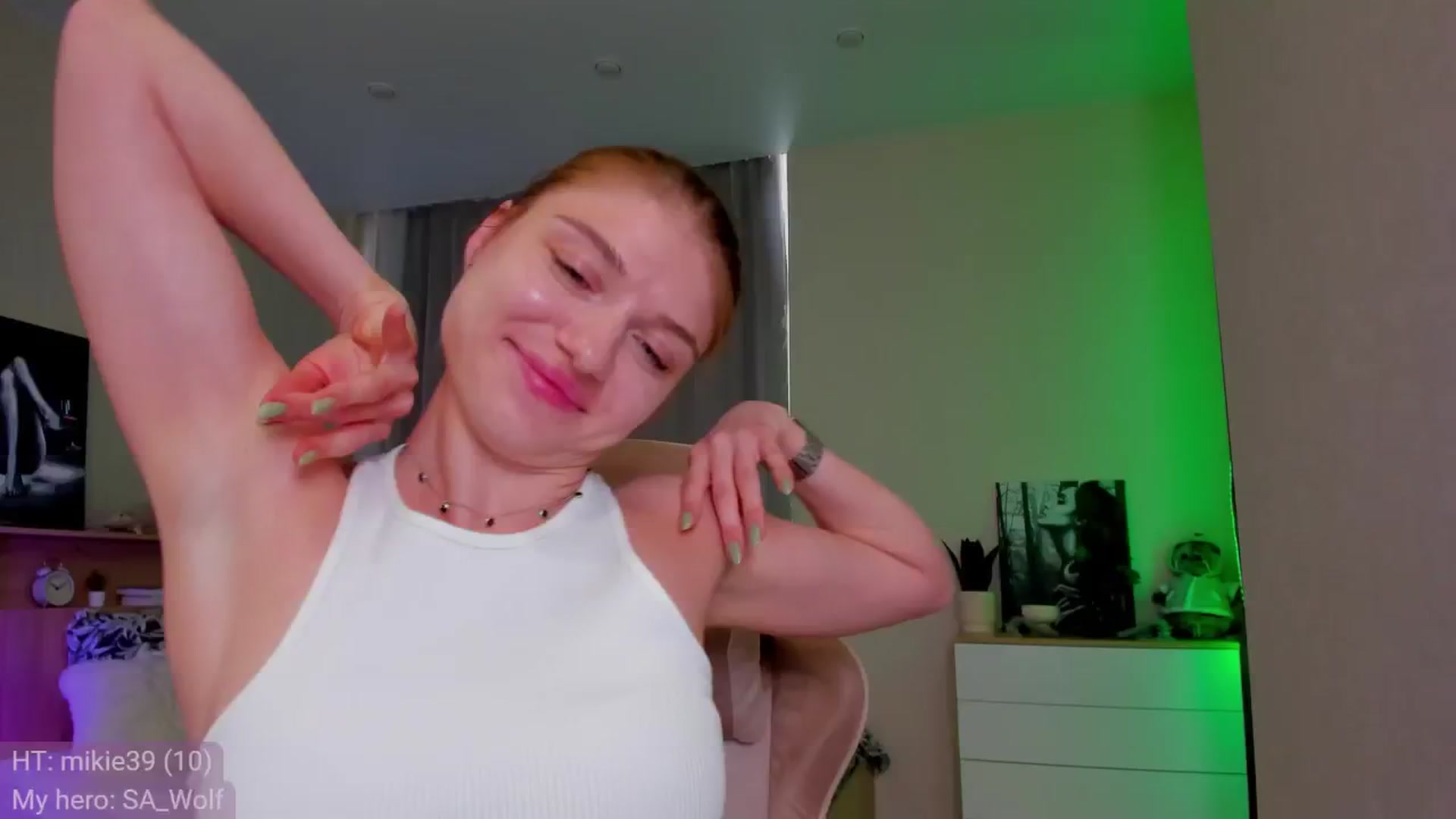 Gallery image thumbnail from Make_my_Luck's myfreecams stream on, 06/19/2024, 09:24 image 14 of 20