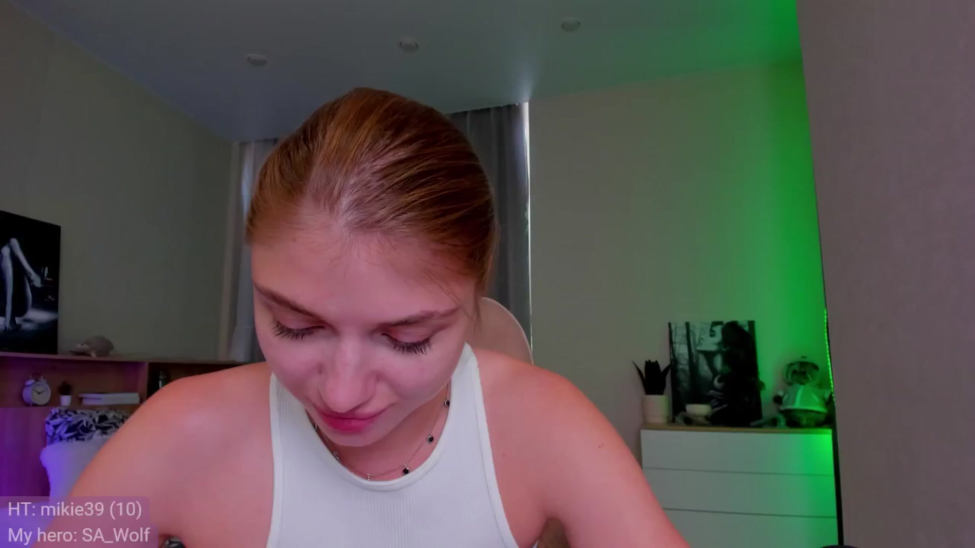 Gallery image thumbnail from Make_my_Luck's myfreecams stream on, 06/19/2024, 09:24 image 13 of 20