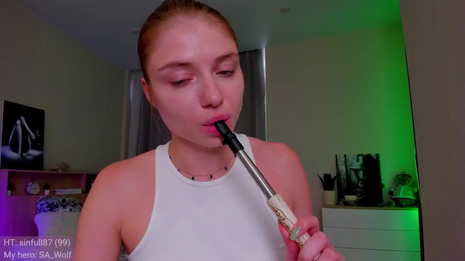 Gallery image thumbnail from Make_my_Luck's myfreecams stream on, 06/19/2024, 09:54 image 9 of 20