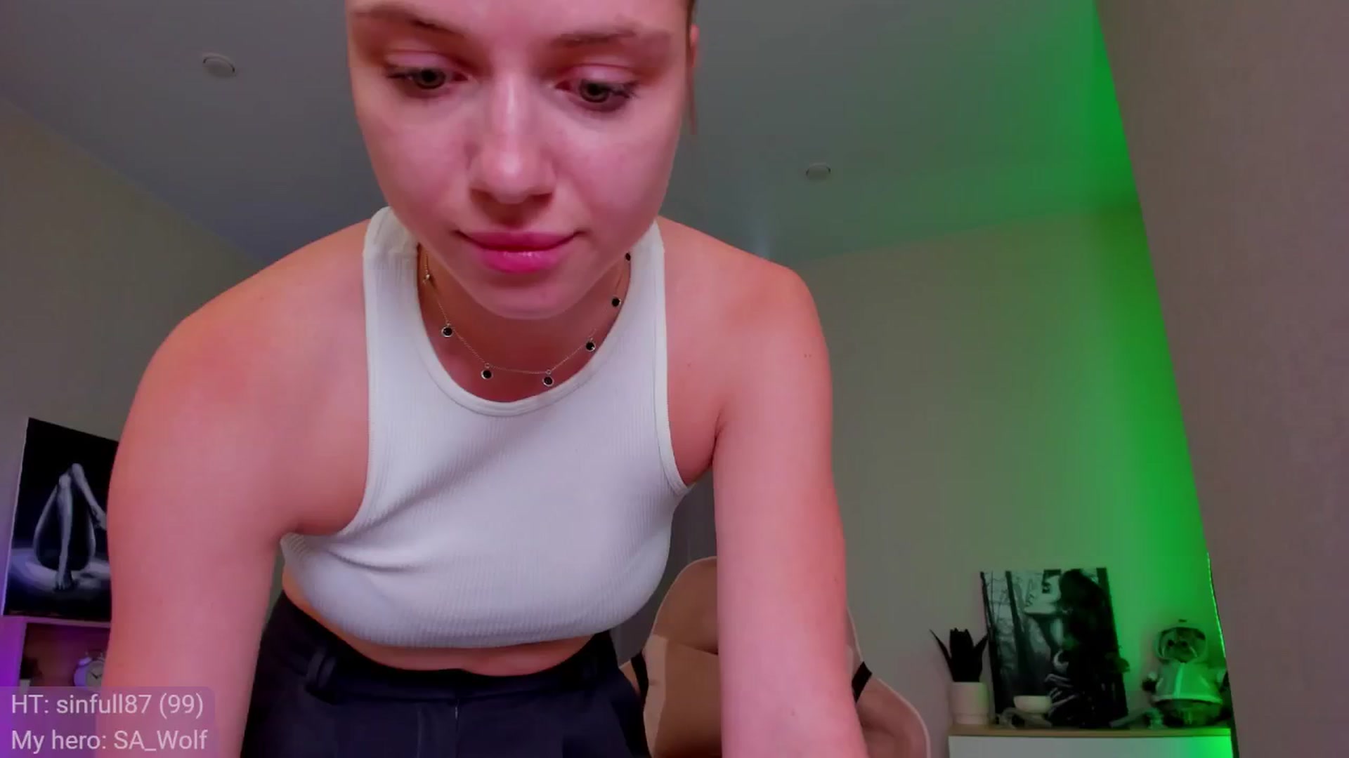 Gallery image thumbnail from Make_my_Luck's myfreecams stream on, 06/19/2024, 09:54 image 18 of 20