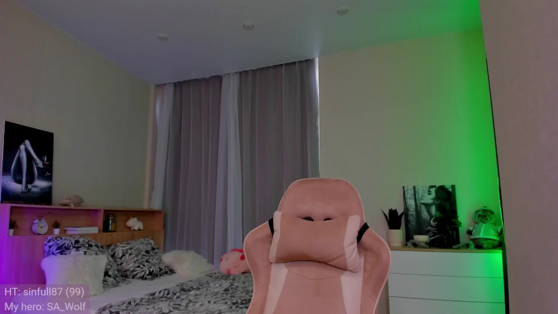 Gallery image thumbnail from Make_my_Luck's myfreecams stream on, 06/19/2024, 09:54 image 17 of 20