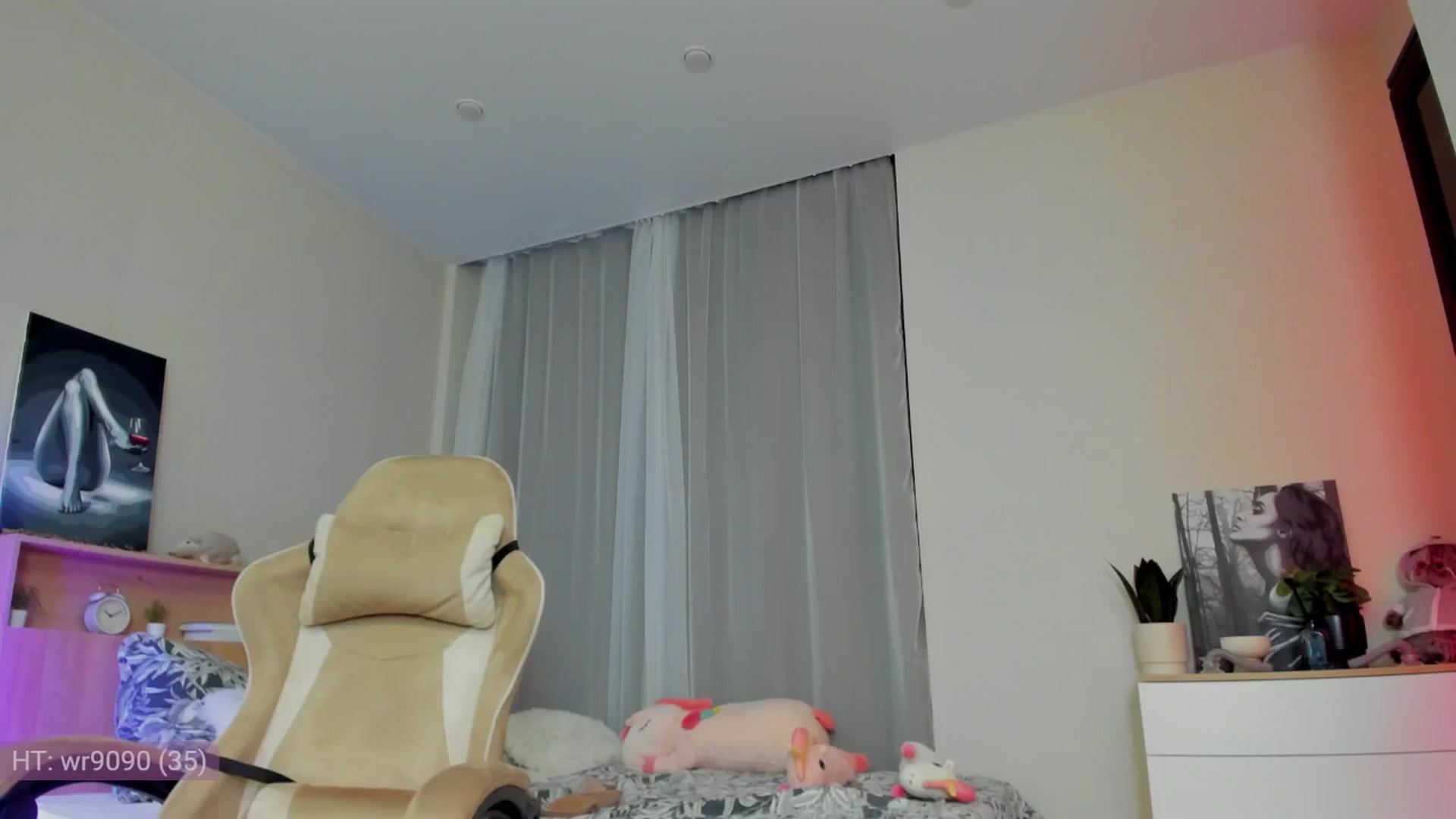 Gallery image thumbnail from Make_my_Luck's myfreecams stream on, 06/20/2024, 18:47 image 19 of 20