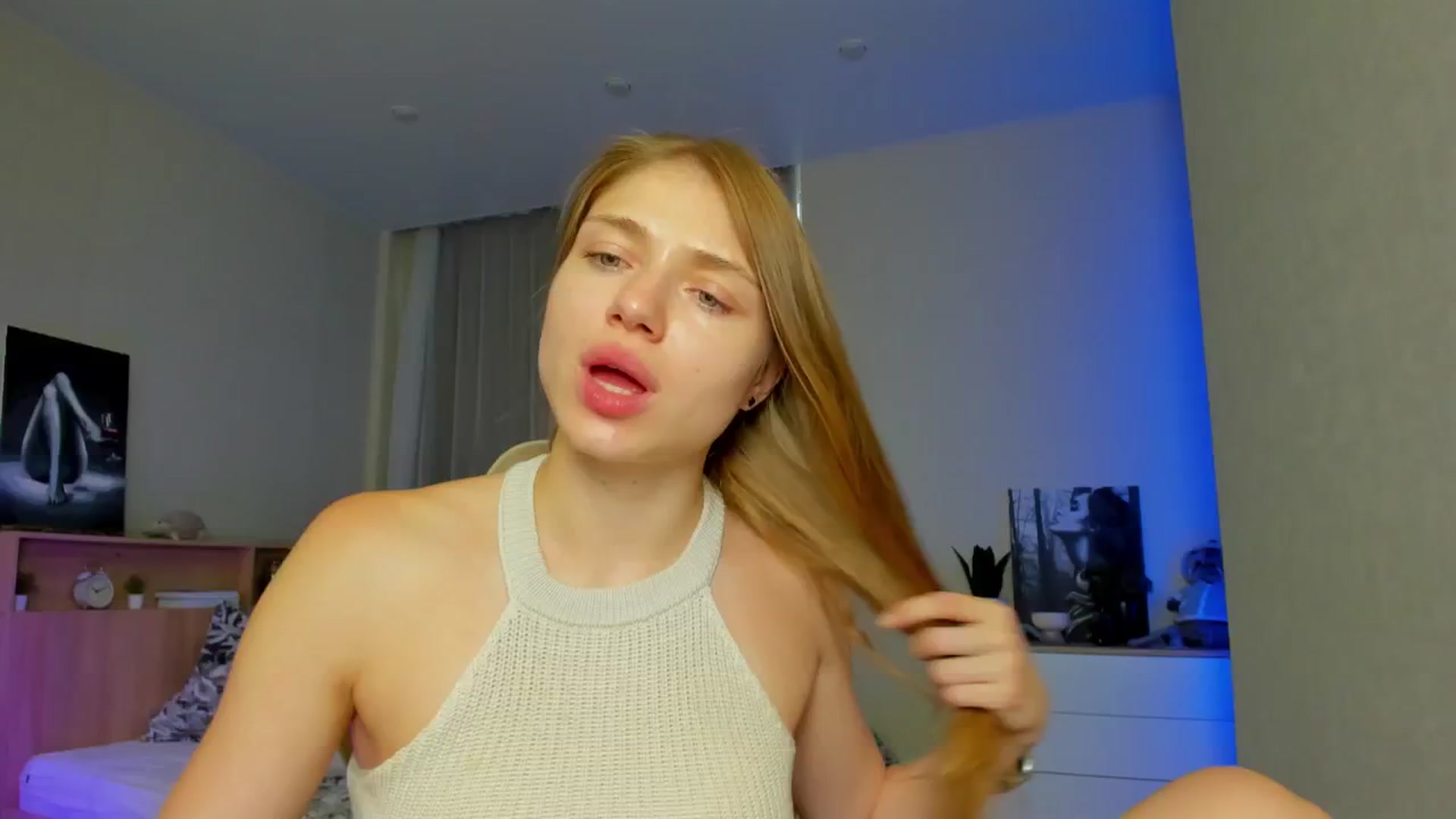 Gallery image thumbnail from Make_my_Luck's myfreecams stream on, 07/05/2024, 15:43 image 14 of 20