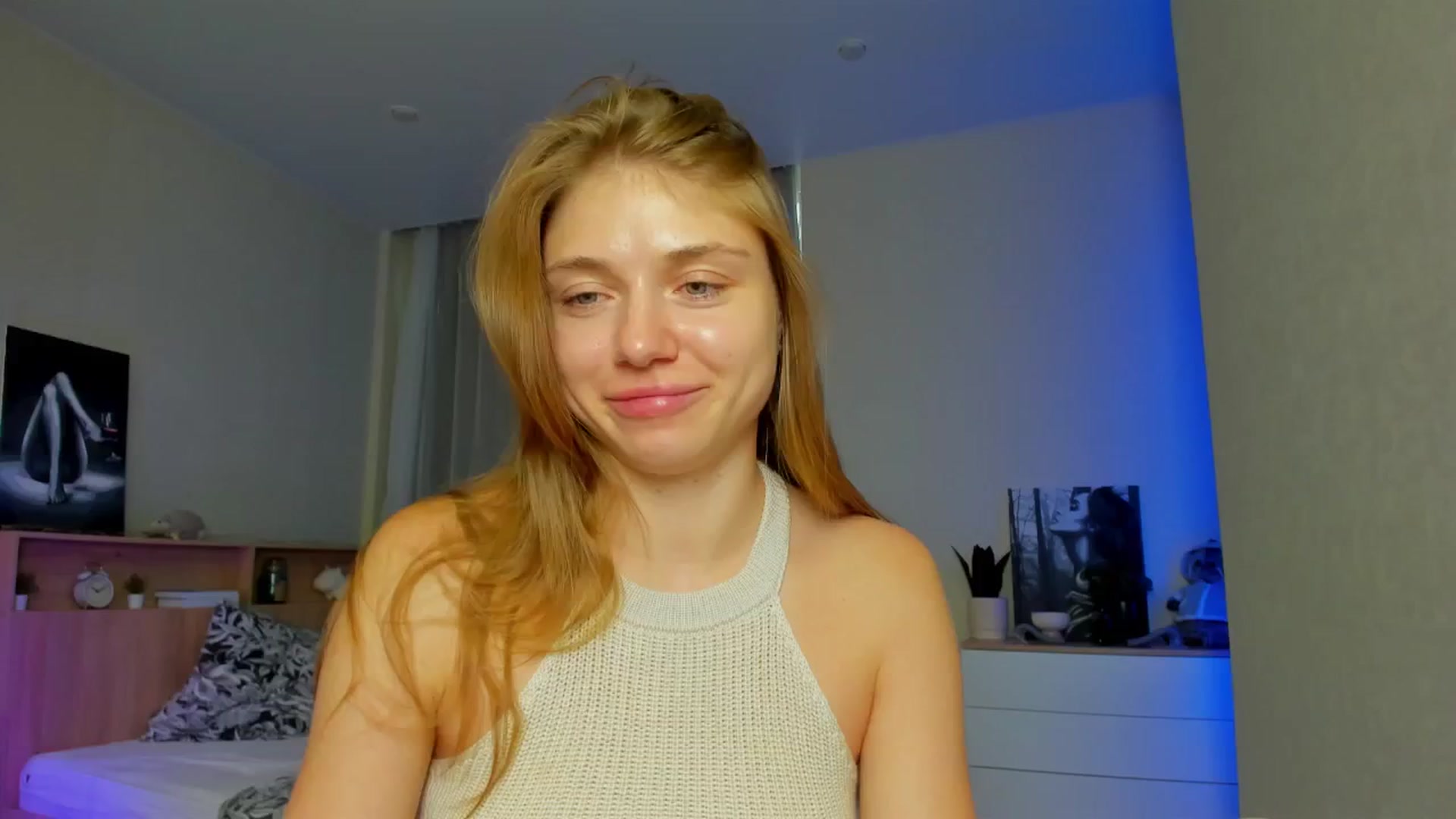 Gallery image thumbnail from Make_my_Luck's myfreecams stream on, 07/05/2024, 15:43 image 13 of 20