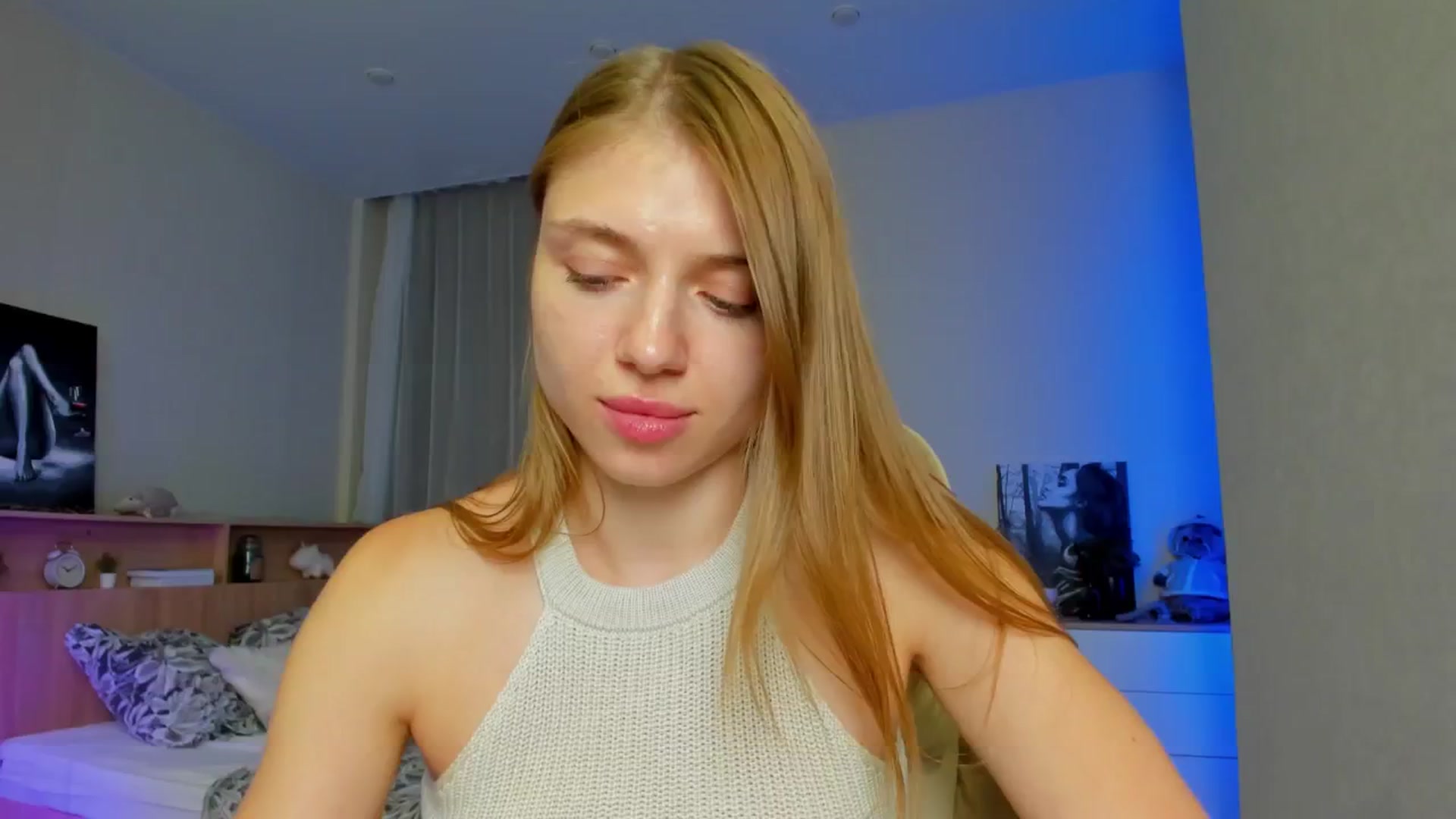 Gallery image thumbnail from Make_my_Luck's myfreecams stream on, 07/05/2024, 18:19 image 17 of 20