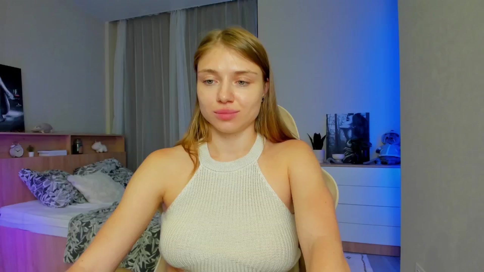 Gallery image thumbnail from Make_my_Luck's myfreecams stream on, 07/05/2024, 18:19 image 14 of 20