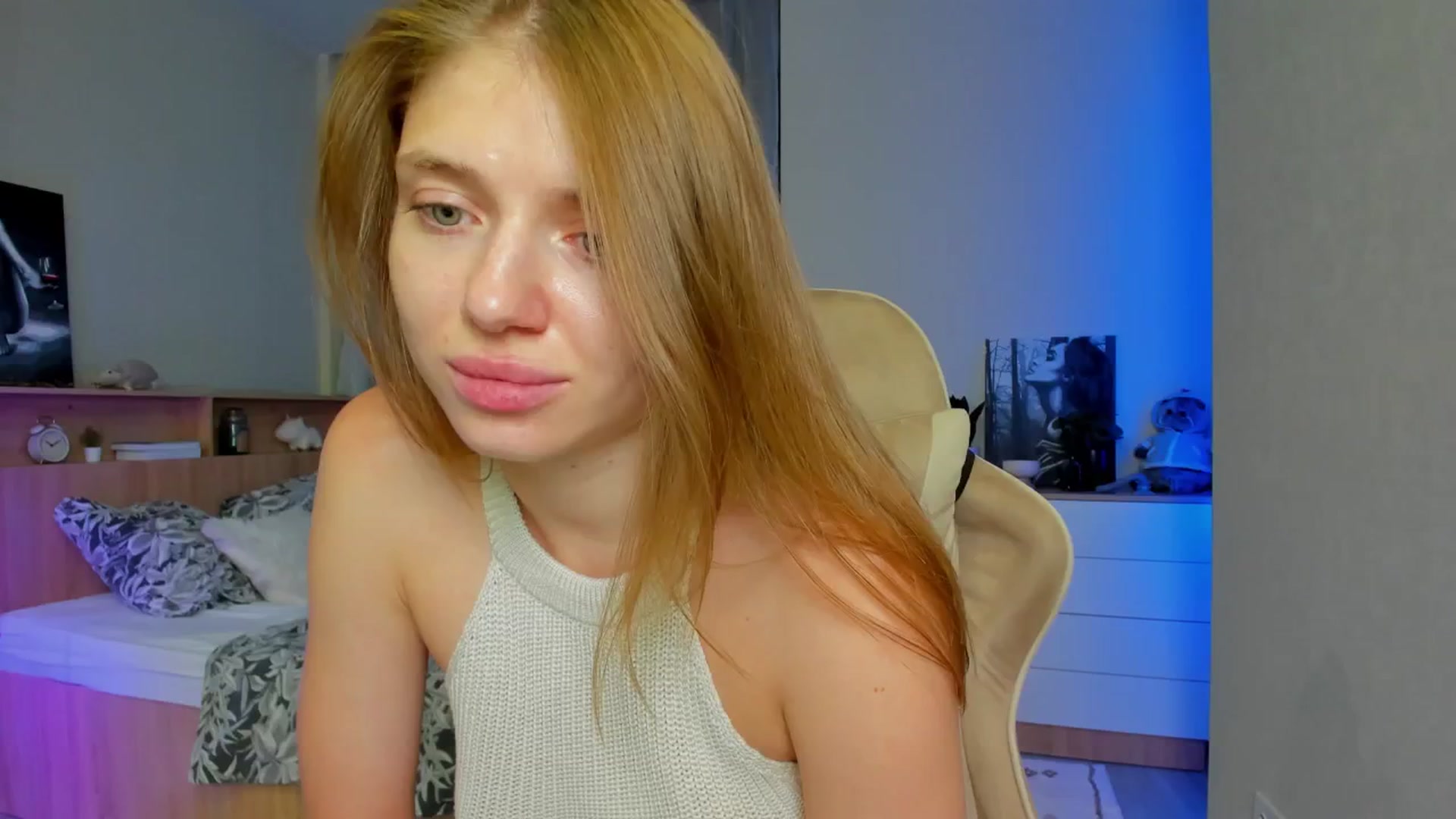 Gallery image thumbnail from Make_my_Luck's myfreecams stream on, 07/05/2024, 18:52 image 4 of 20