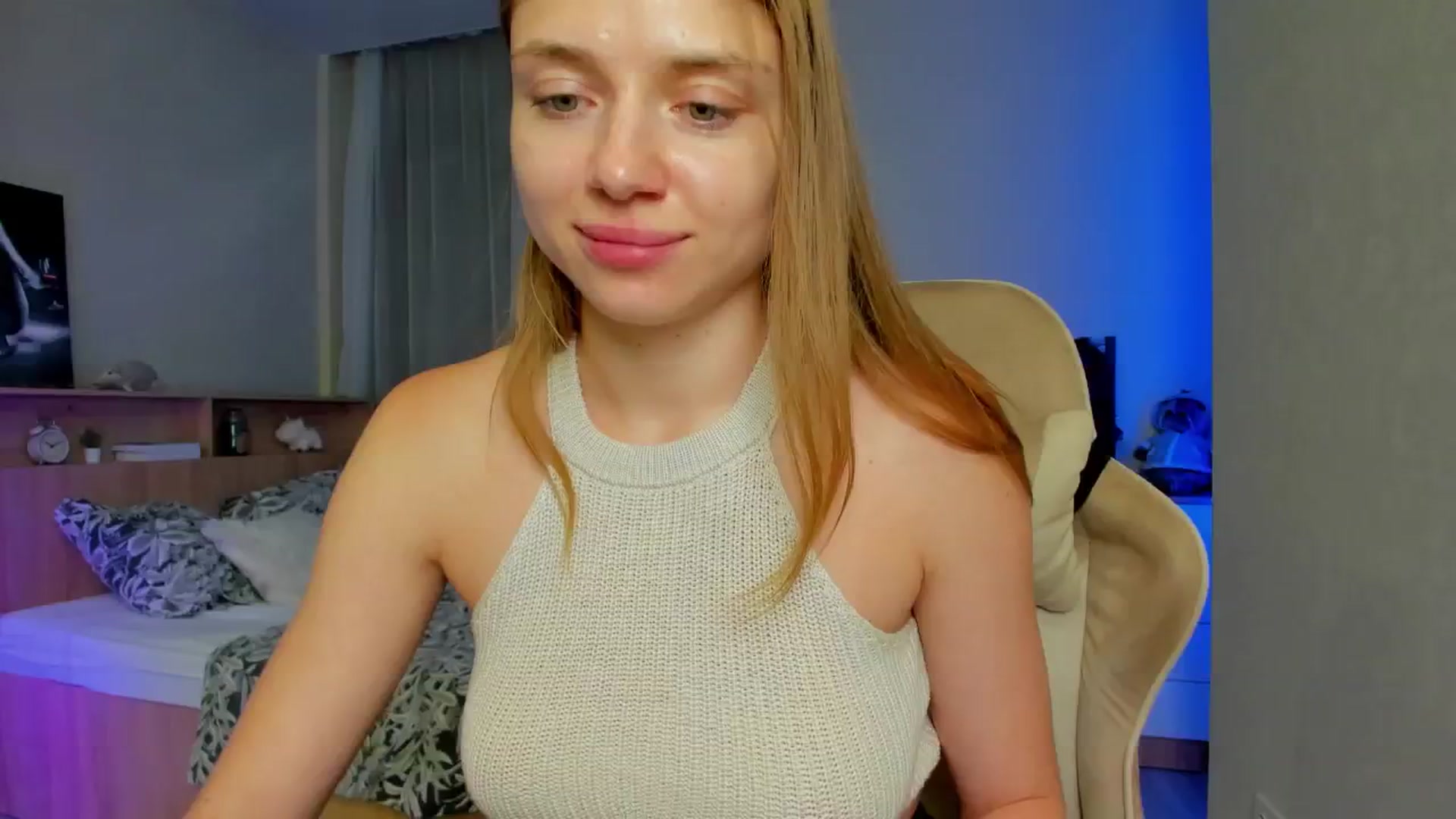 Gallery image thumbnail from Make_my_Luck's myfreecams stream on, 07/05/2024, 18:52 image 11 of 20