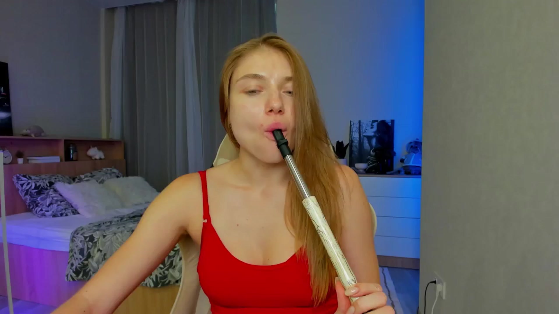 Gallery image thumbnail from Make_my_Luck's myfreecams stream on, 07/06/2024, 18:43 image 3 of 20
