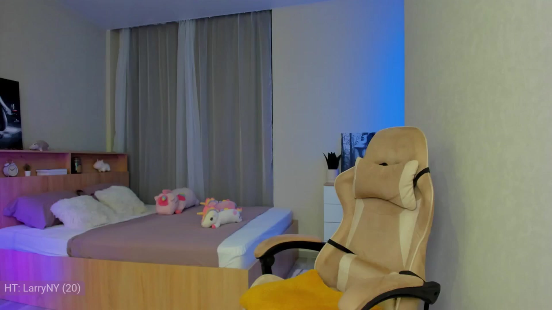 Gallery image thumbnail from Make_my_Luck's myfreecams stream on, 07/07/2024, 18:47 image 10 of 20