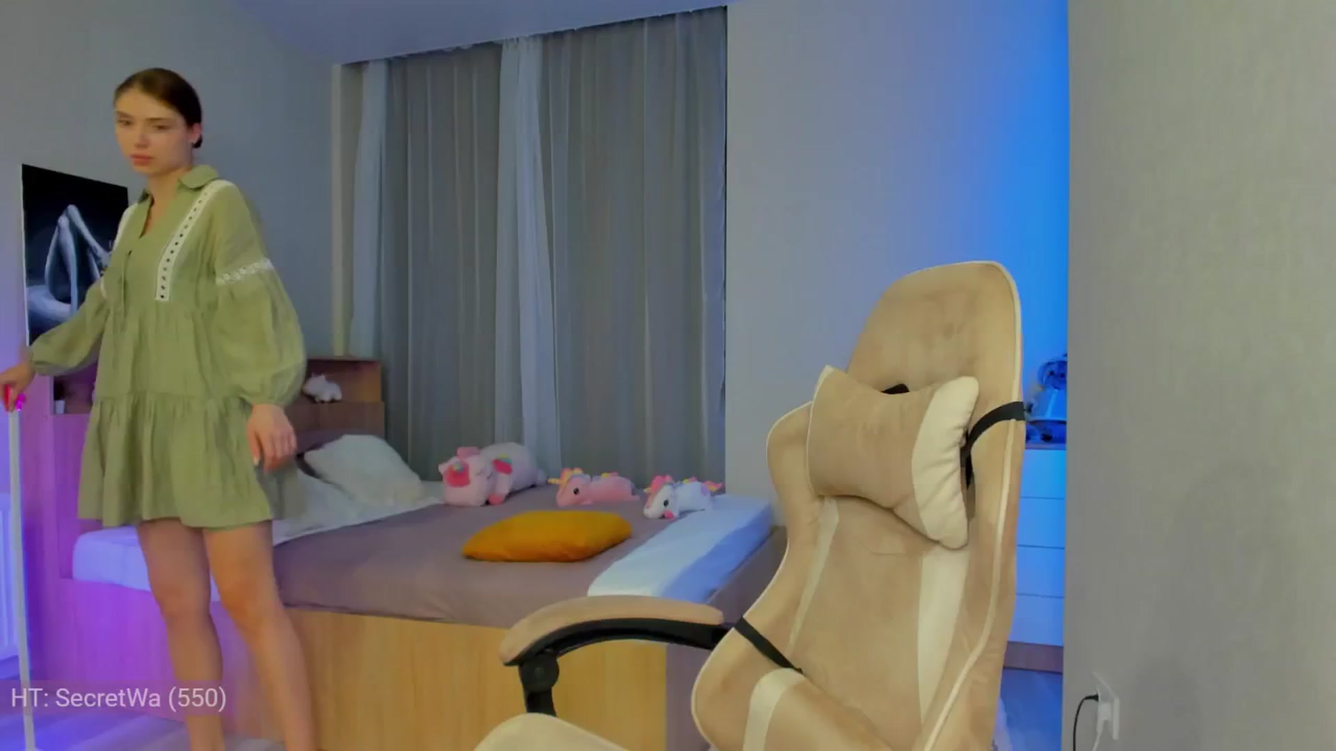Gallery image thumbnail from Make_my_Luck's myfreecams stream on, 07/07/2024, 21:12 image 2 of 20