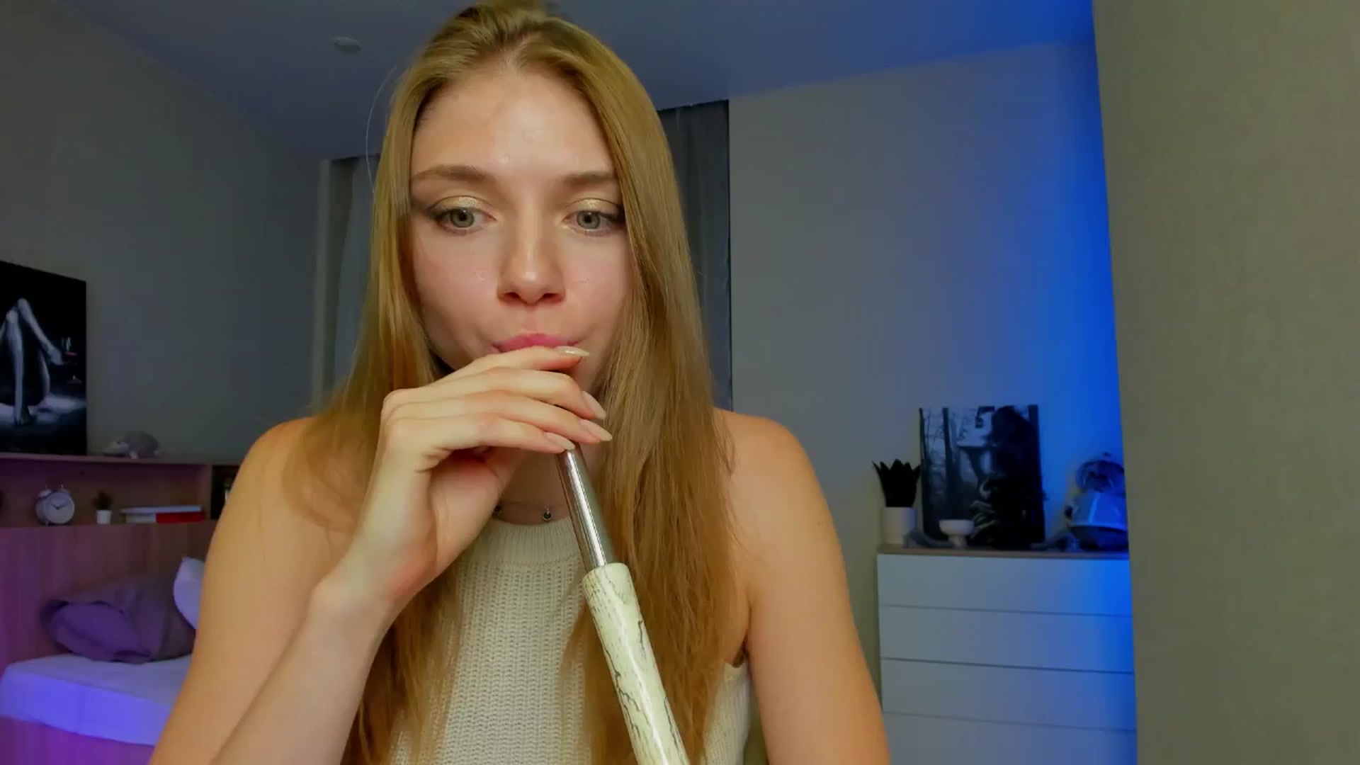 Gallery image thumbnail from Make_my_Luck's myfreecams stream on, 07/14/2024, 19:28 image 4 of 20