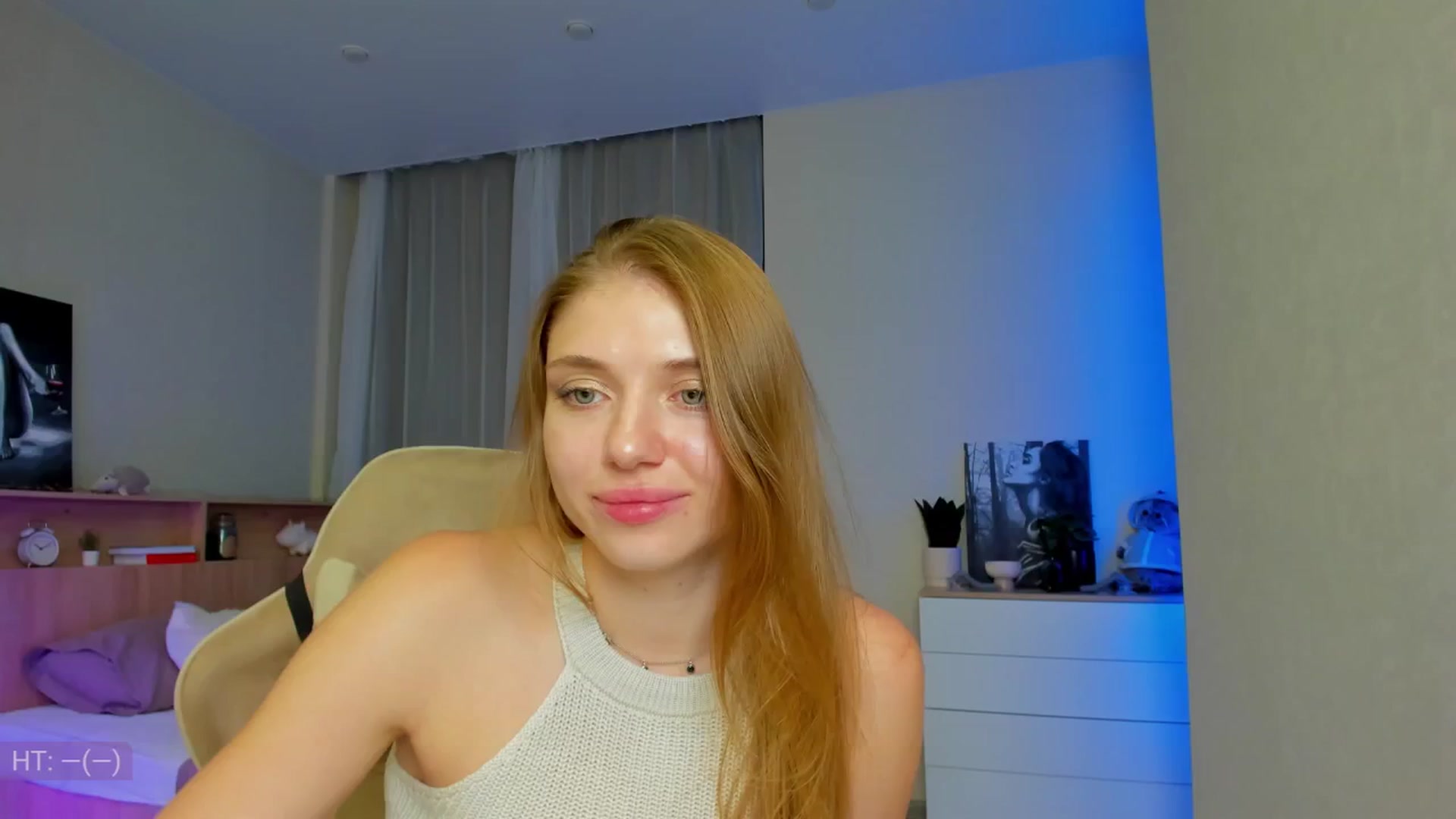Gallery image thumbnail from Make_my_Luck's myfreecams stream on, 07/14/2024, 20:20 image 13 of 20