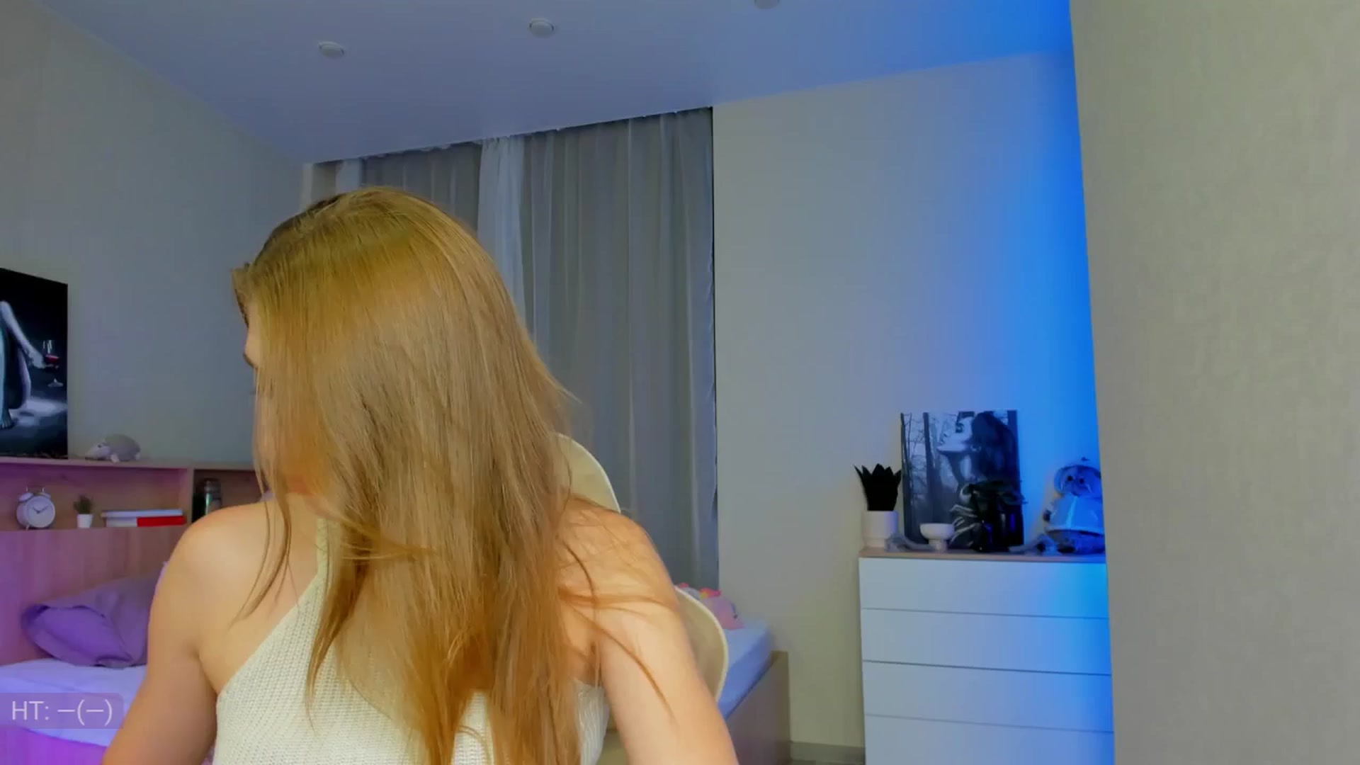 Gallery image thumbnail from Make_my_Luck's myfreecams stream on, 07/14/2024, 20:20 image 6 of 20