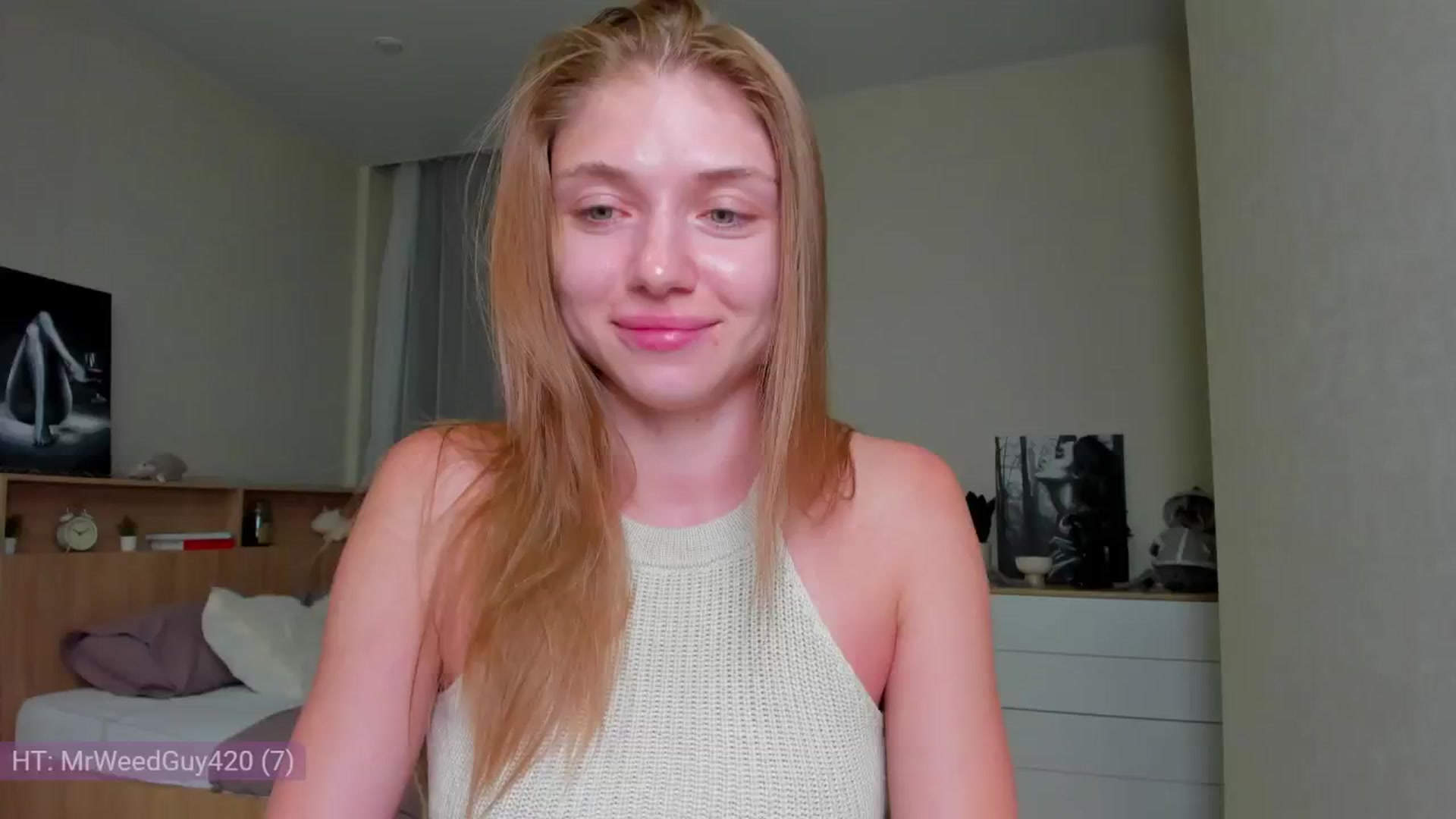 Gallery image thumbnail from Make_my_Luck's myfreecams stream on, 07/17/2024, 18:59 image 2 of 20