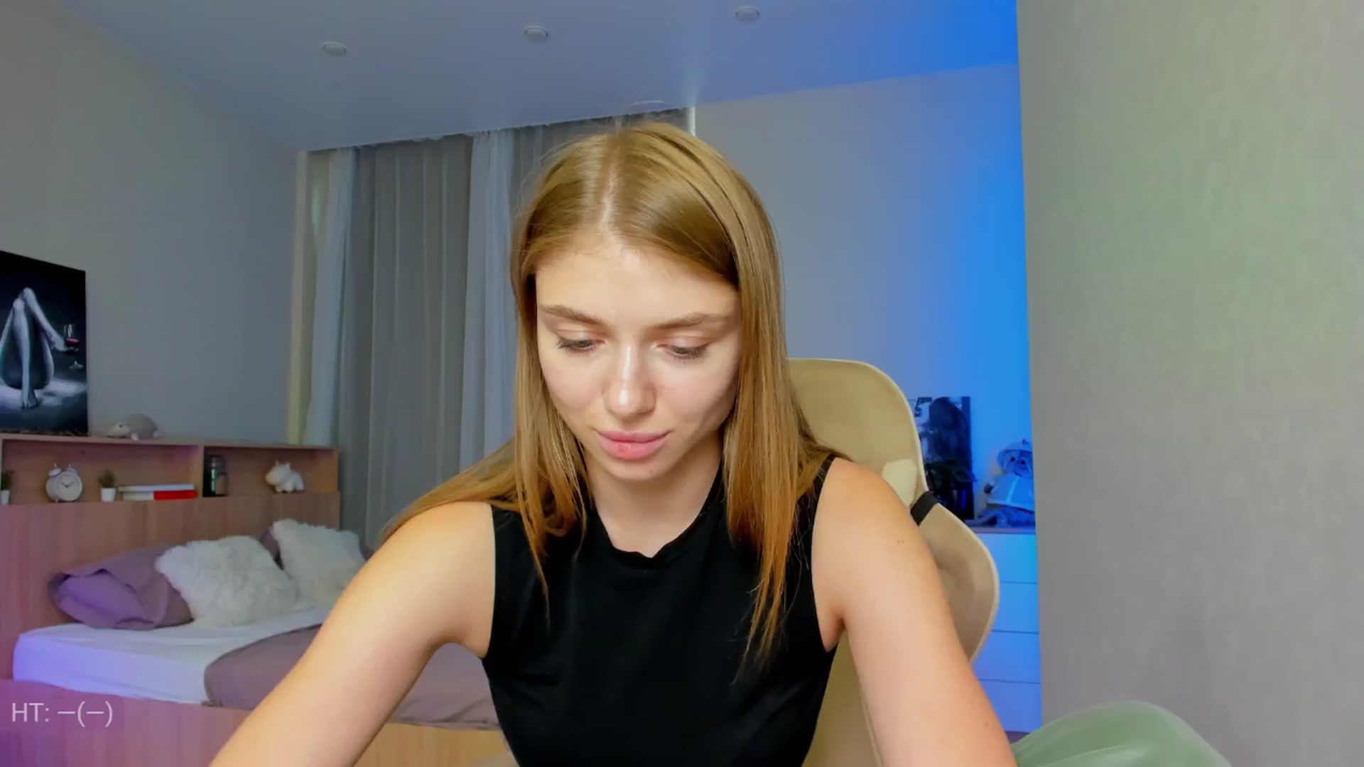 Gallery image thumbnail from Make_my_Luck's myfreecams stream on, 07/24/2024, 14:17 image 12 of 20
