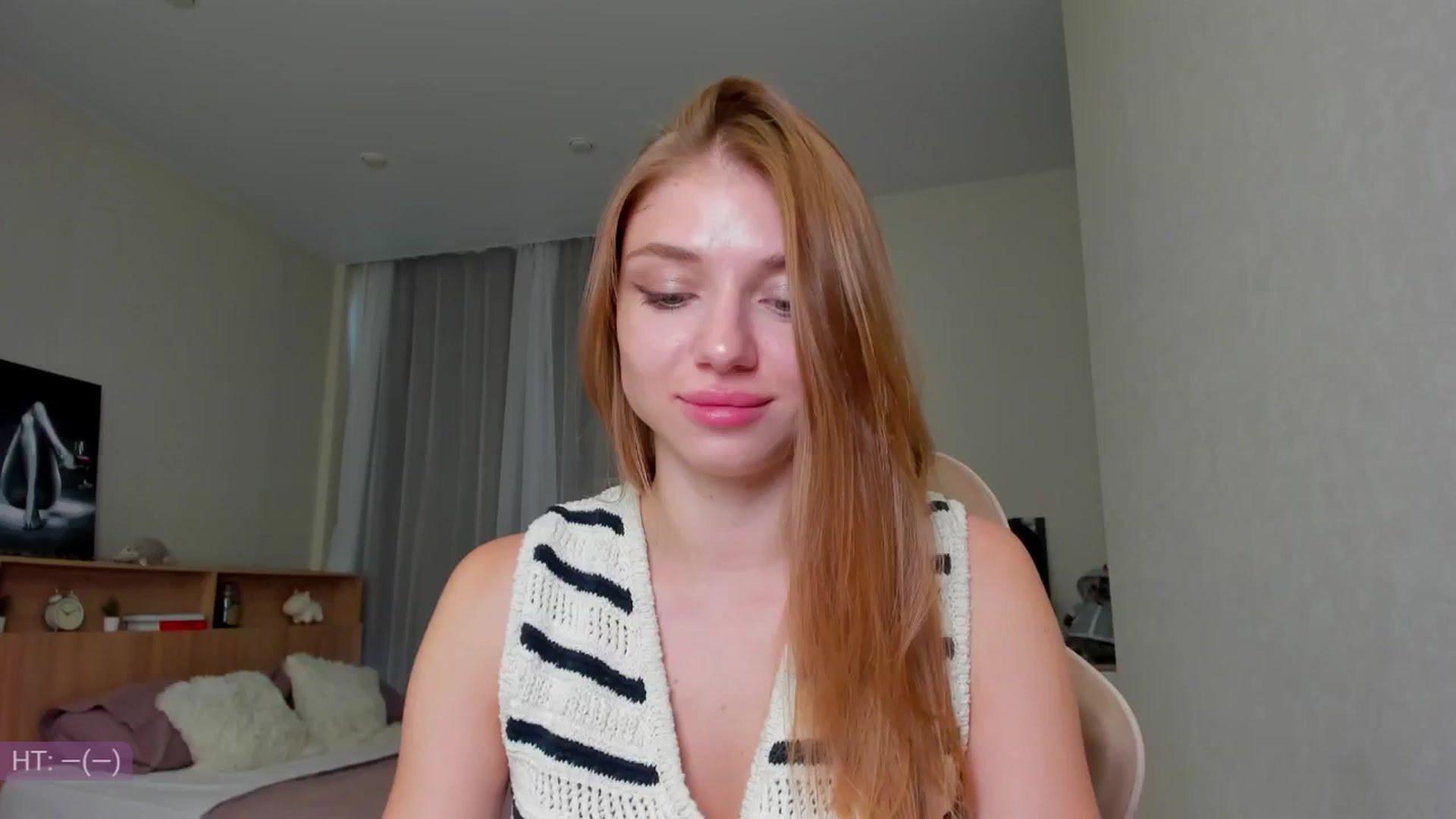 Gallery image thumbnail from Make_my_Luck's myfreecams stream on, 07/25/2024, 07:30 image 7 of 20