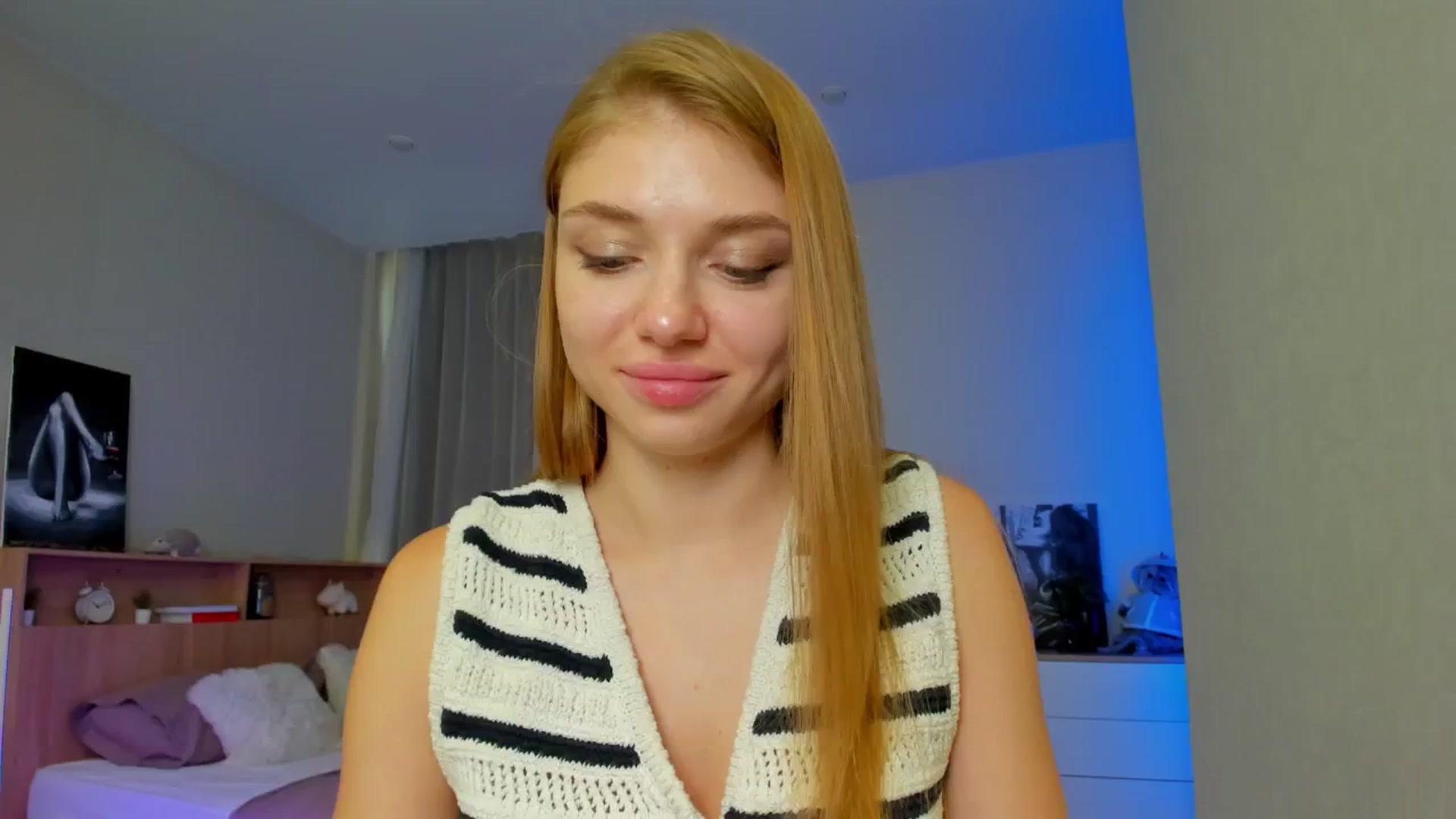 Gallery image thumbnail from Make_my_Luck's myfreecams stream on, 07/25/2024, 09:21 image 6 of 20