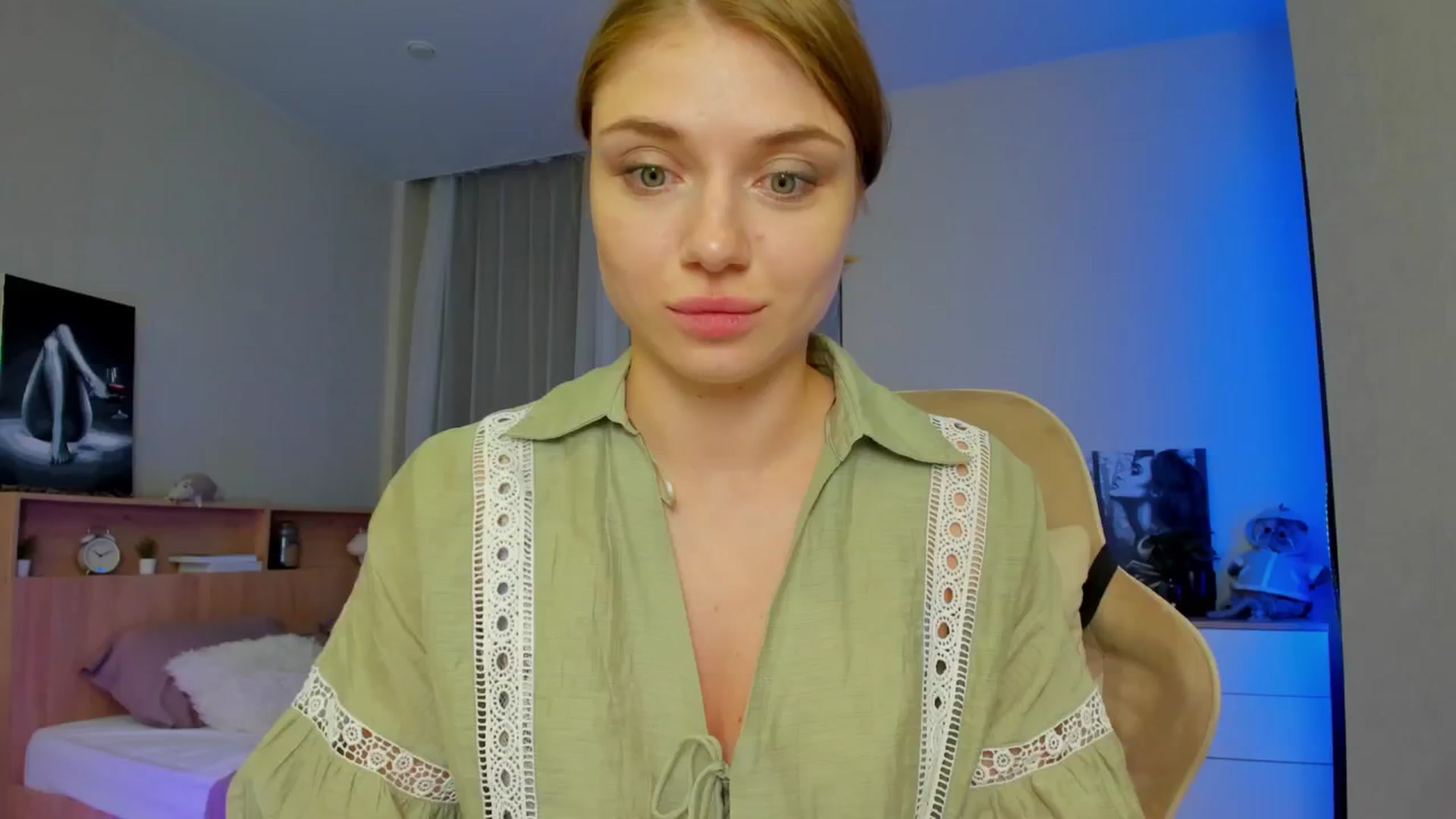 Gallery image thumbnail from Make_my_Luck's myfreecams stream on, 07/28/2024, 20:36 image 17 of 20
