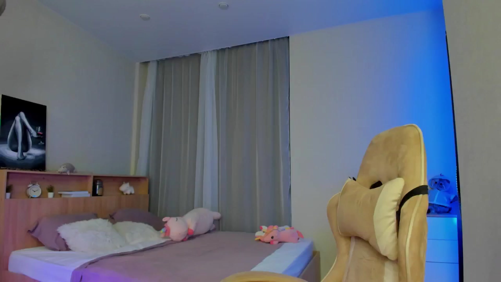 Gallery image thumbnail from Make_my_Luck's myfreecams stream on, 07/28/2024, 20:36 image 13 of 20