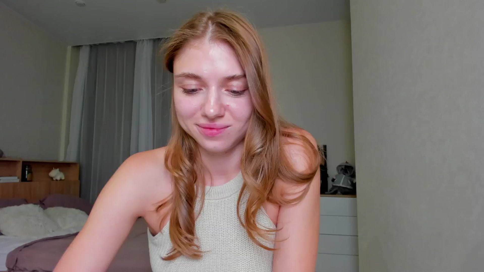 Gallery image thumbnail from Make_my_Luck's myfreecams stream on, 07/29/2024, 18:59 image 1 of 20