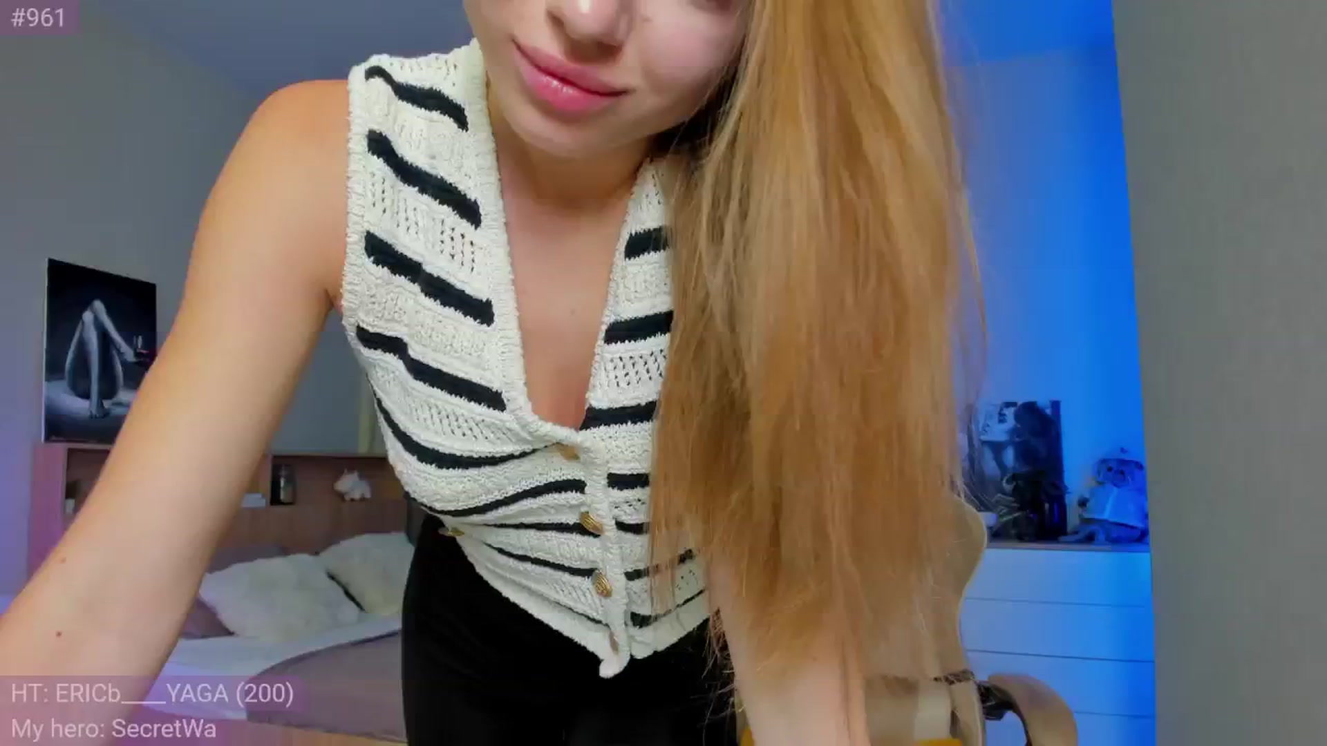 Gallery image thumbnail from Make_my_Luck's myfreecams stream on, 07/31/2024, 20:32 image 12 of 20