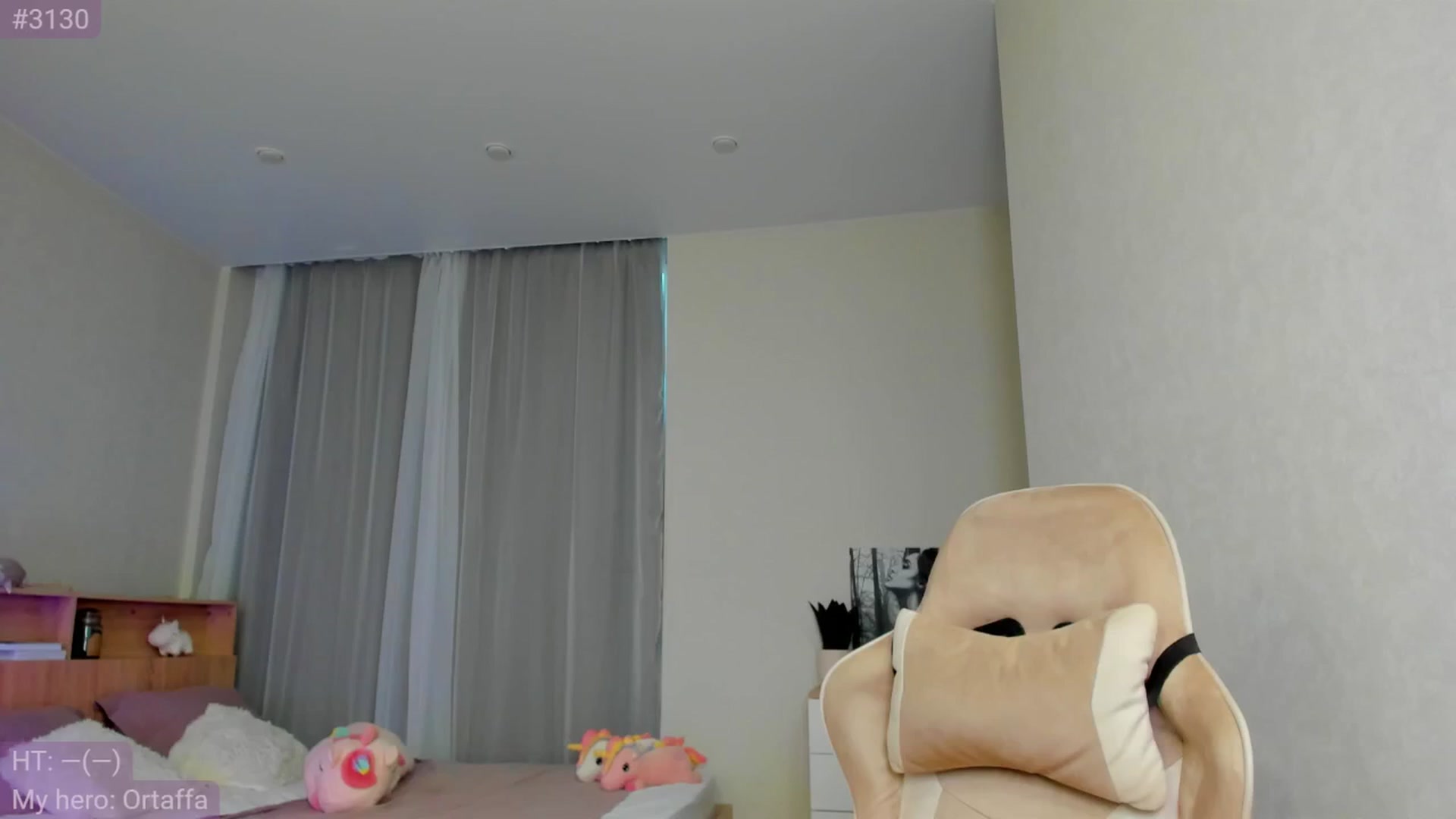 Gallery image thumbnail from Make_my_Luck's myfreecams stream on, 08/04/2024, 16:17 image 1 of 20