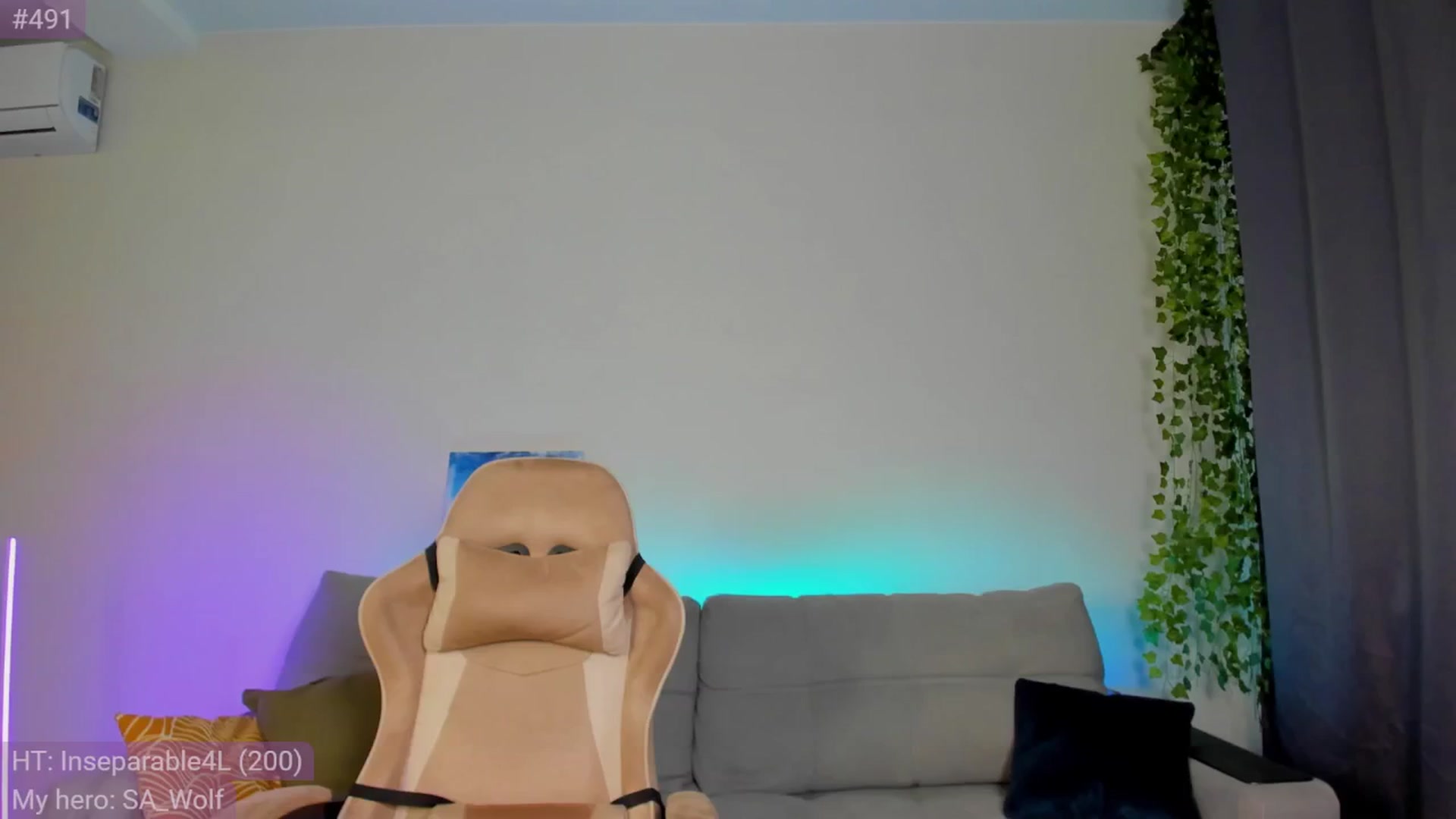 Gallery image thumbnail from Make_my_Luck's myfreecams stream on, 08/12/2024, 17:53 image 12 of 20
