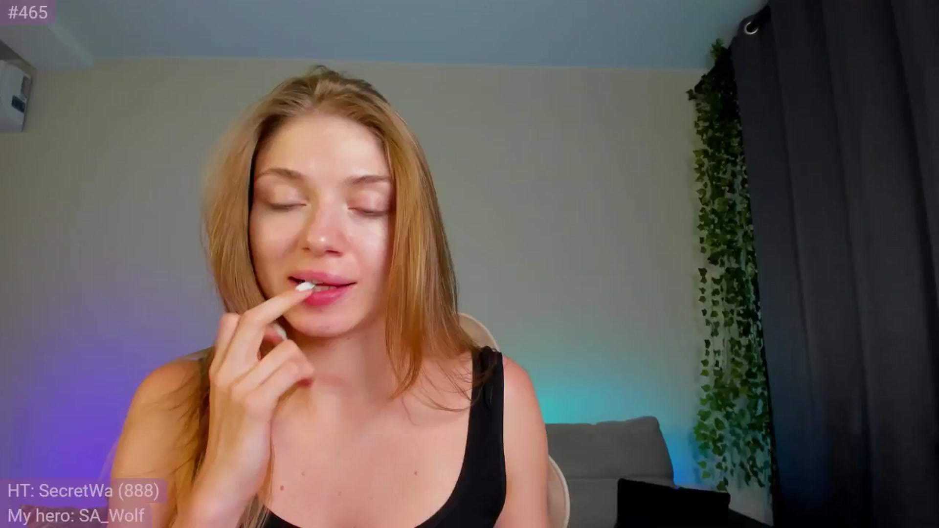 Gallery image thumbnail from Make_my_Luck's myfreecams stream on, 08/12/2024, 18:34 image 13 of 20