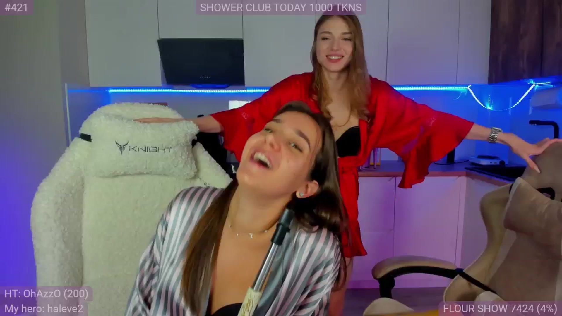 Gallery image thumbnail from Make_my_Luck's myfreecams stream on, 08/16/2024, 19:30 image 14 of 20