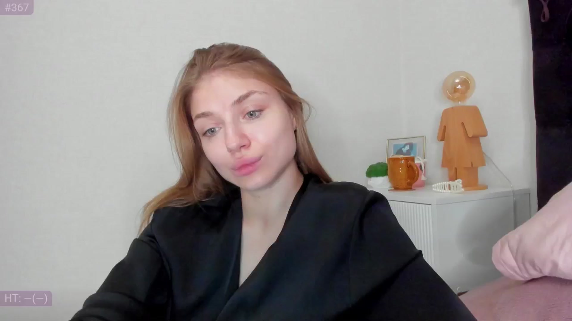 Gallery image thumbnail from Make_my_Luck's myfreecams stream on, 08/23/2024, 18:59 image 1 of 20