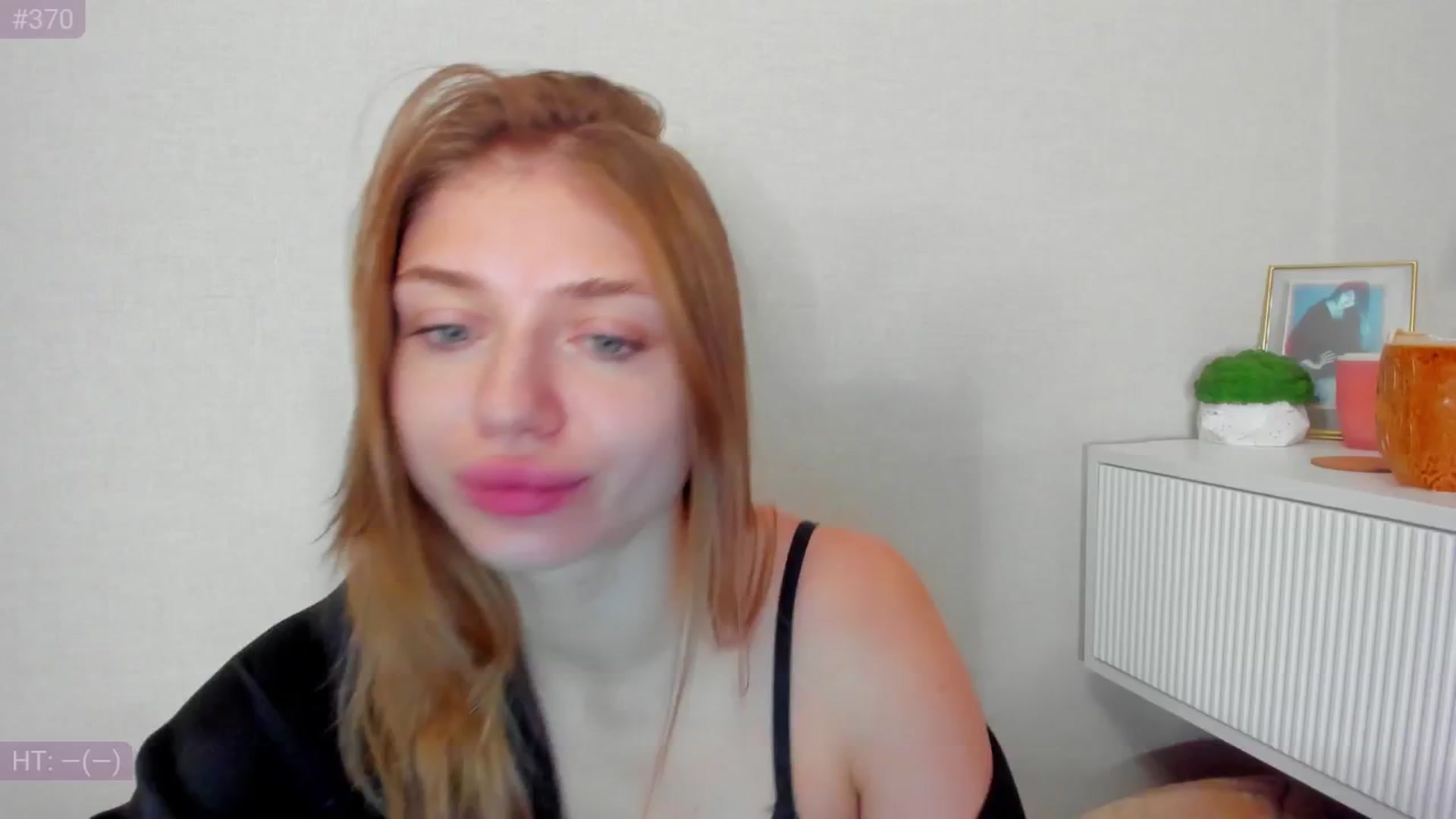 Gallery image thumbnail from Make_my_Luck's myfreecams stream on, 08/23/2024, 18:59 image 18 of 20